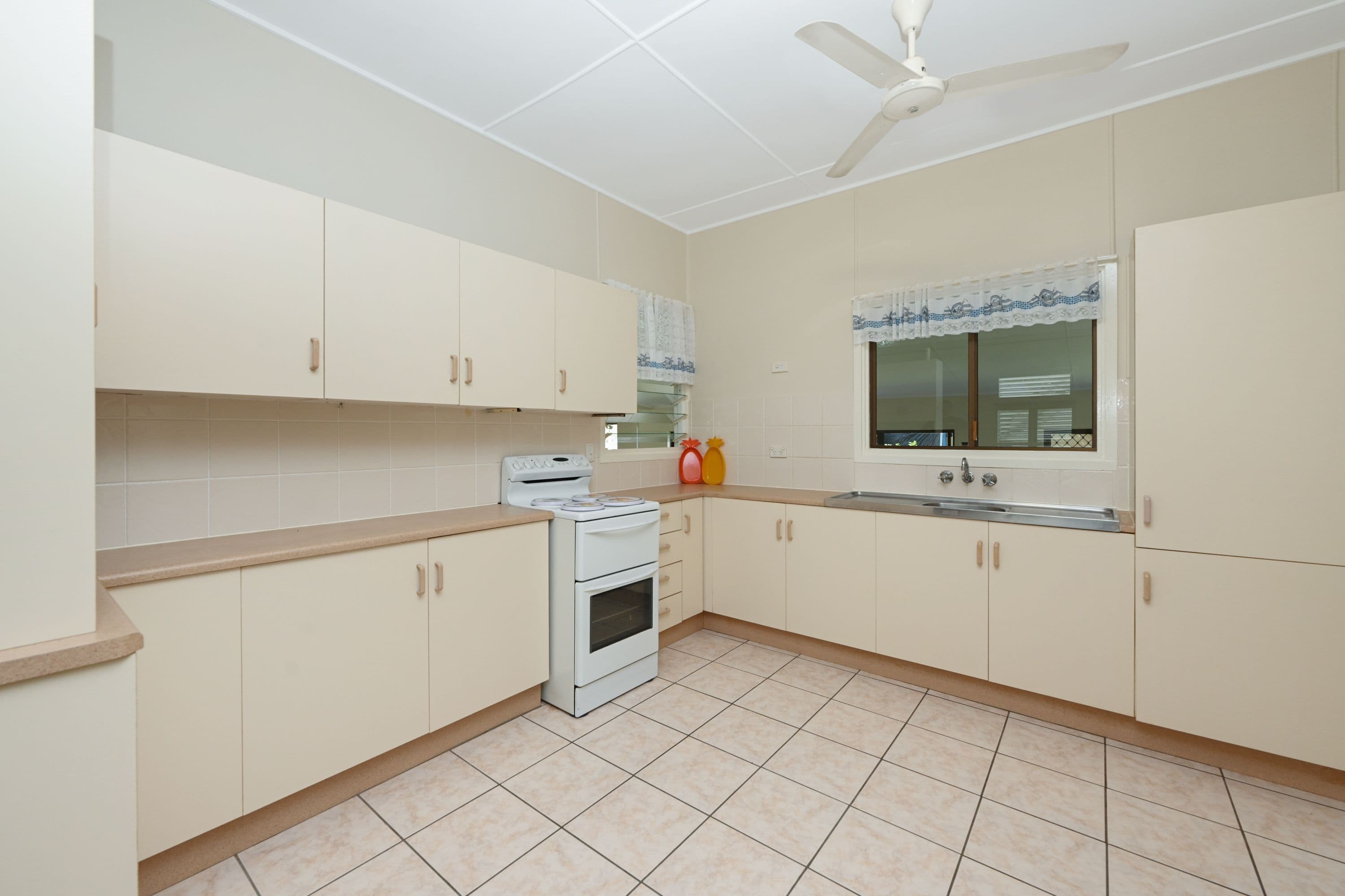 31 Georgina Street, Wulguru QLD 4811, Wulguru - Thumbnail 5