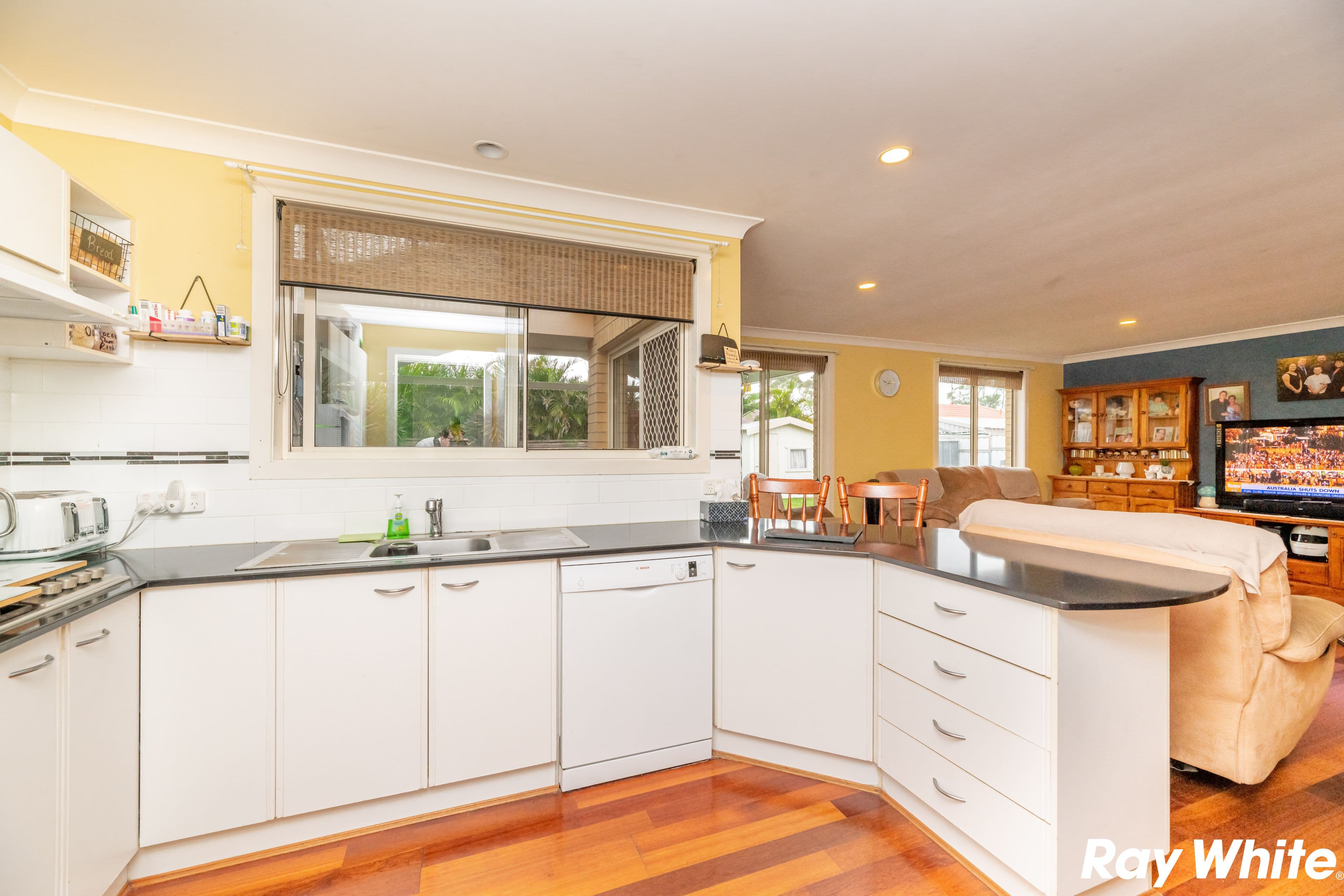 4 Smiths Close, Forster NSW 2428, Forster - Thumbnail 3