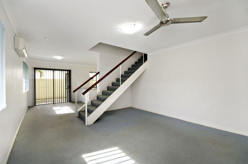 22 Mulherin Drive, MACKAY HARBOUR QLD 4740, Mackay Harbour - Thumbnail 2