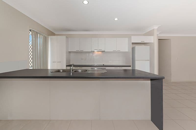 25 Sanctum Boulevard, Mount Low QLD 4818, Mount Low - Thumbnail 4