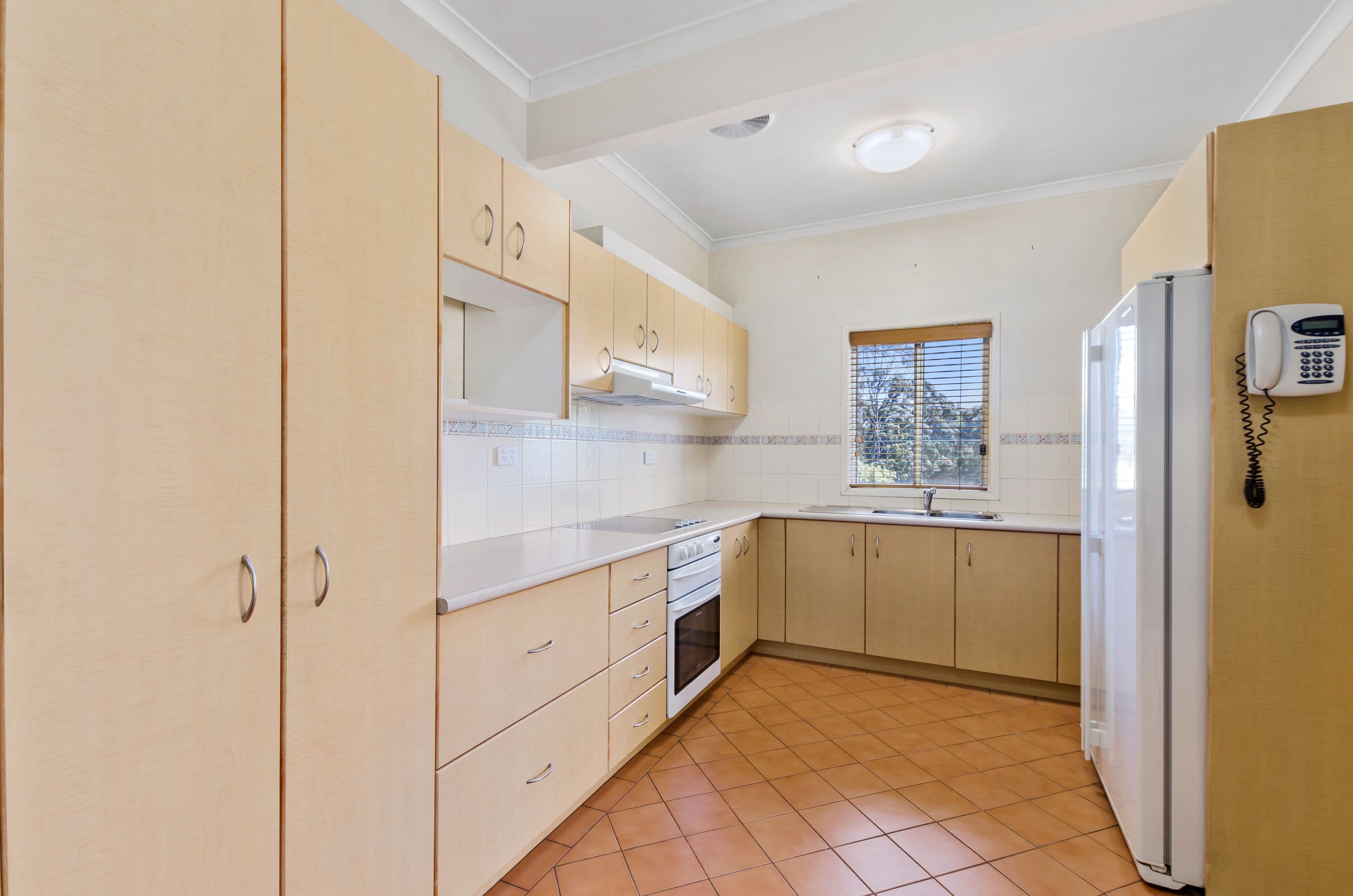 354 Gladstone Avenue, Mount Saint Thomas - Thumbnail 6