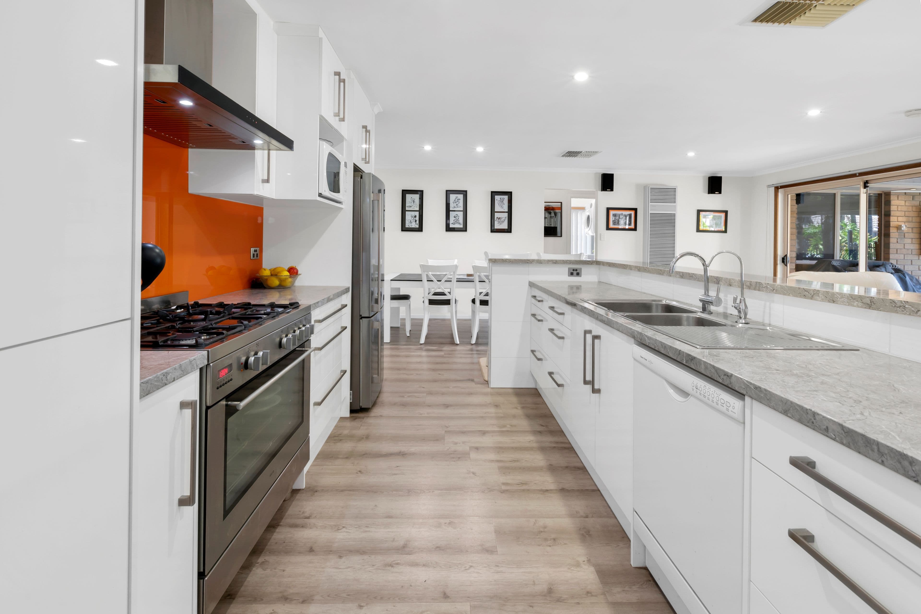 33 Oxford Terrace, Blakeview SA 5114, Blakeview - Thumbnail 4