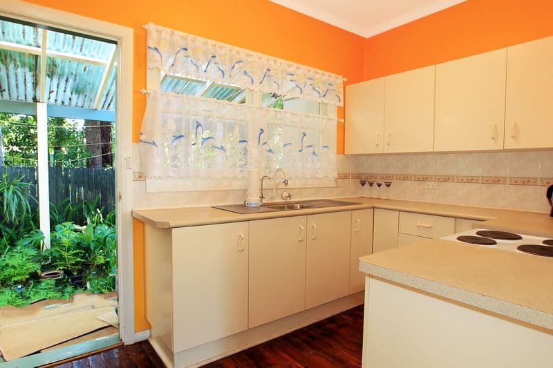 18 Edwards Avenue, BOMADERRY NSW 2541, Bomaderry - Thumbnail 6