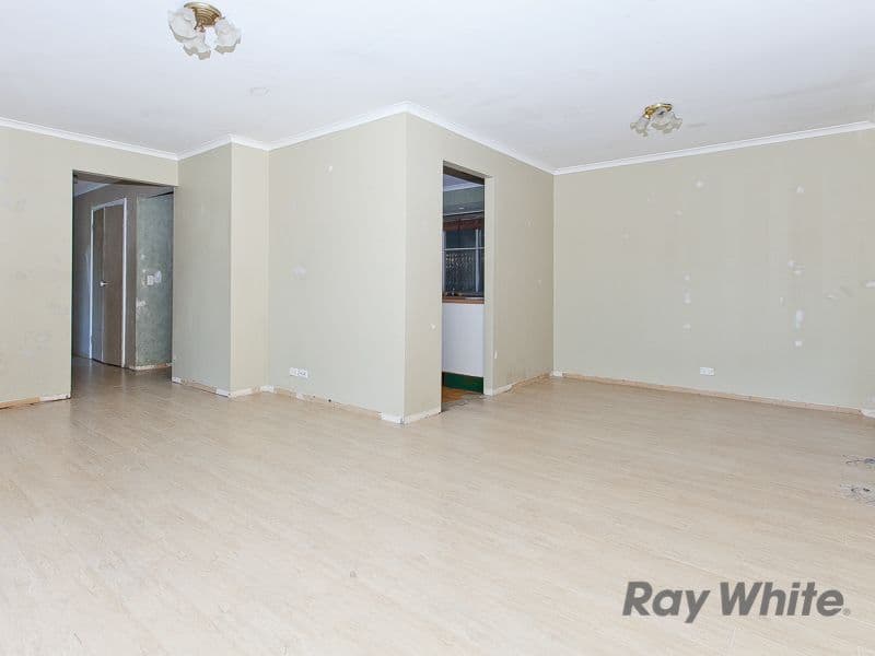 4 Dala Court, Deception Bay QLD 4508, Deception Bay - Thumbnail 2