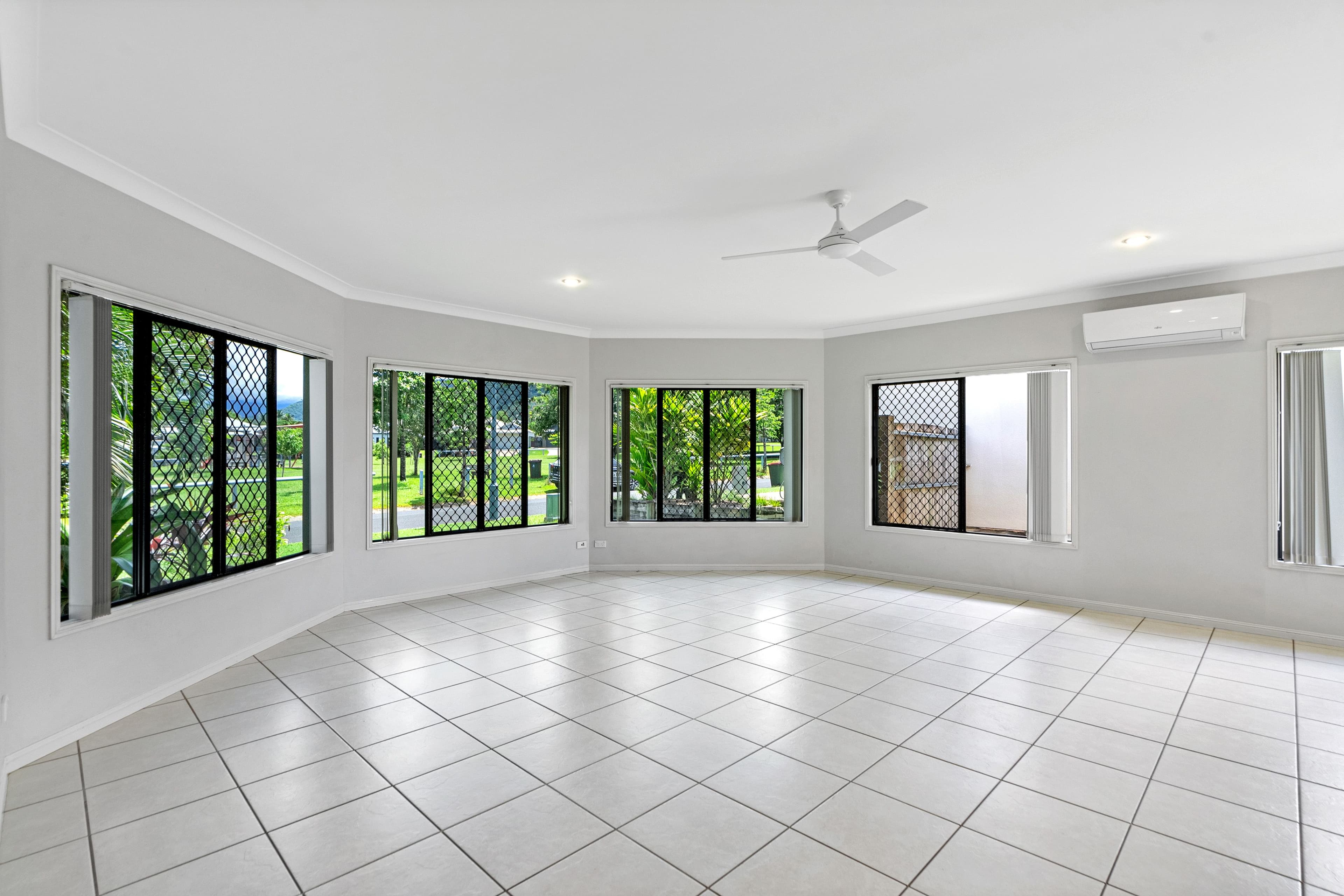 11 Byron Terrace, Redlynch QLD 4870, Redlynch - Thumbnail 5
