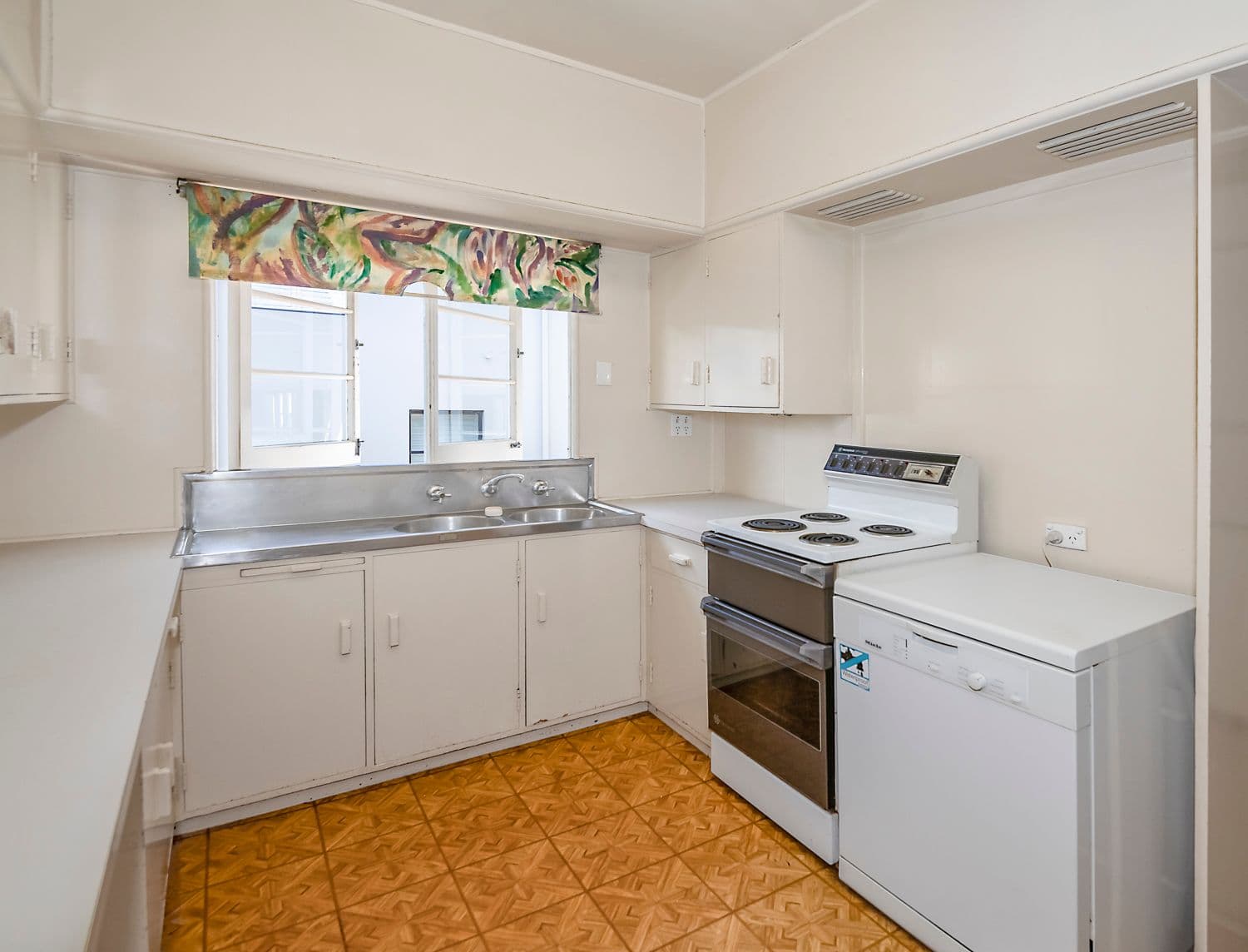 112 Crescent Road, Hamilton QLD 4007, Hamilton - Thumbnail 6
