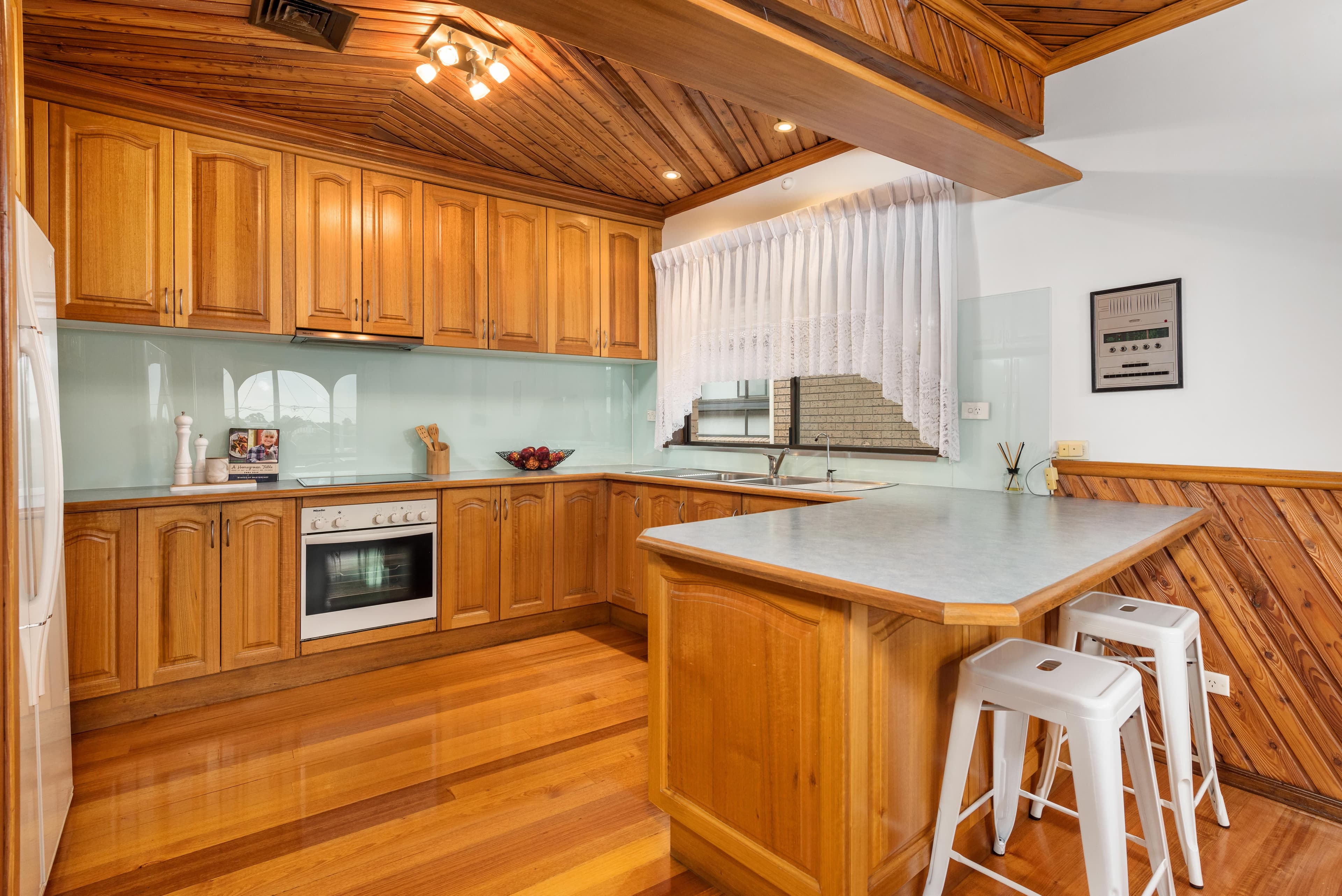 17 Medora Avenue, Bundoora VIC 3083, Bundoora - Thumbnail 3