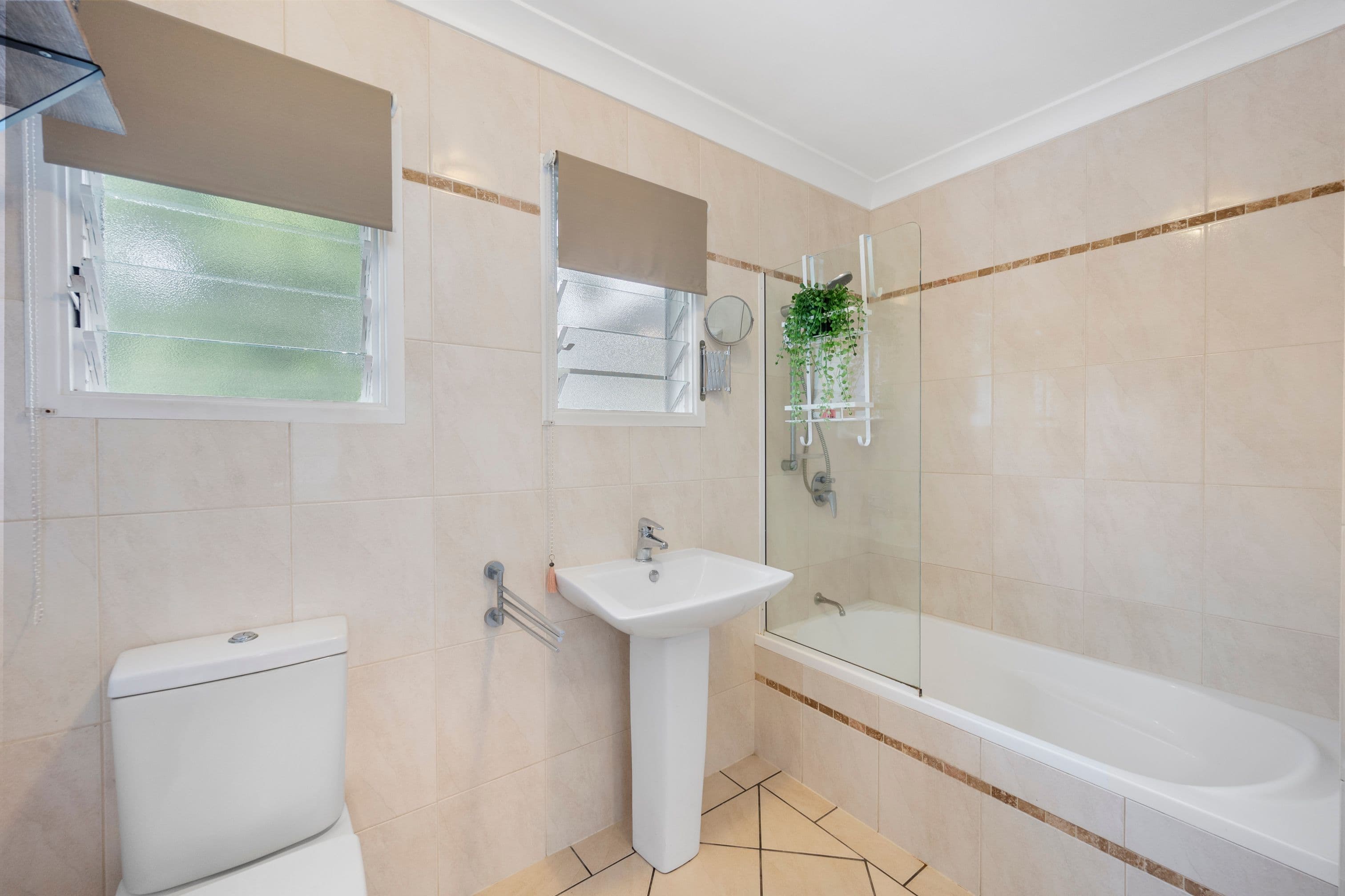 6 Canara Street, Cranbrook QLD 4814, Cranbrook - Thumbnail 7