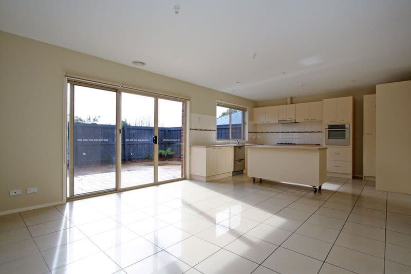 65 Boneo Road, ROSEBUD VIC 3939, Rosebud - Thumbnail 5