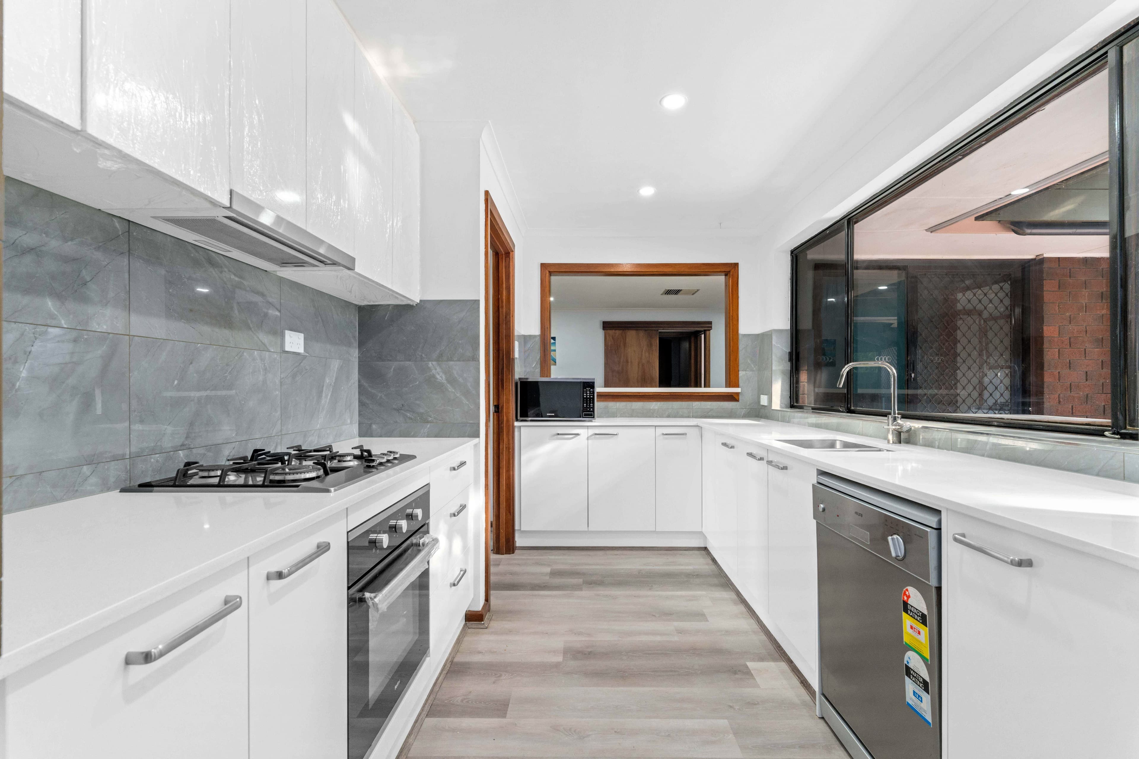 6 Wilson Street, Tuncurry NSW 2428, Tuncurry - Thumbnail 2
