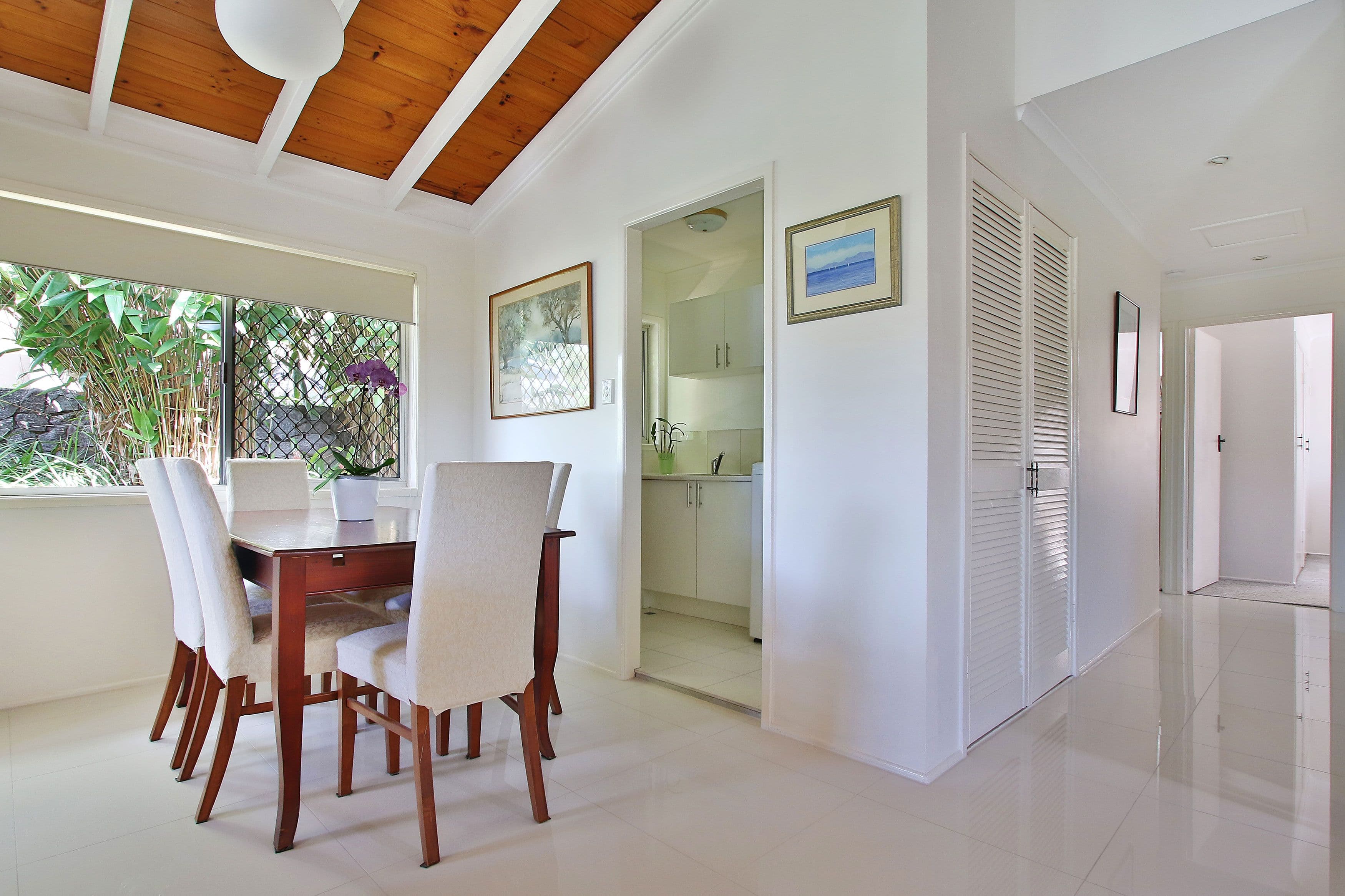 8 Pavuvu Street, Mansfield QLD 4122, Mansfield - Thumbnail 4