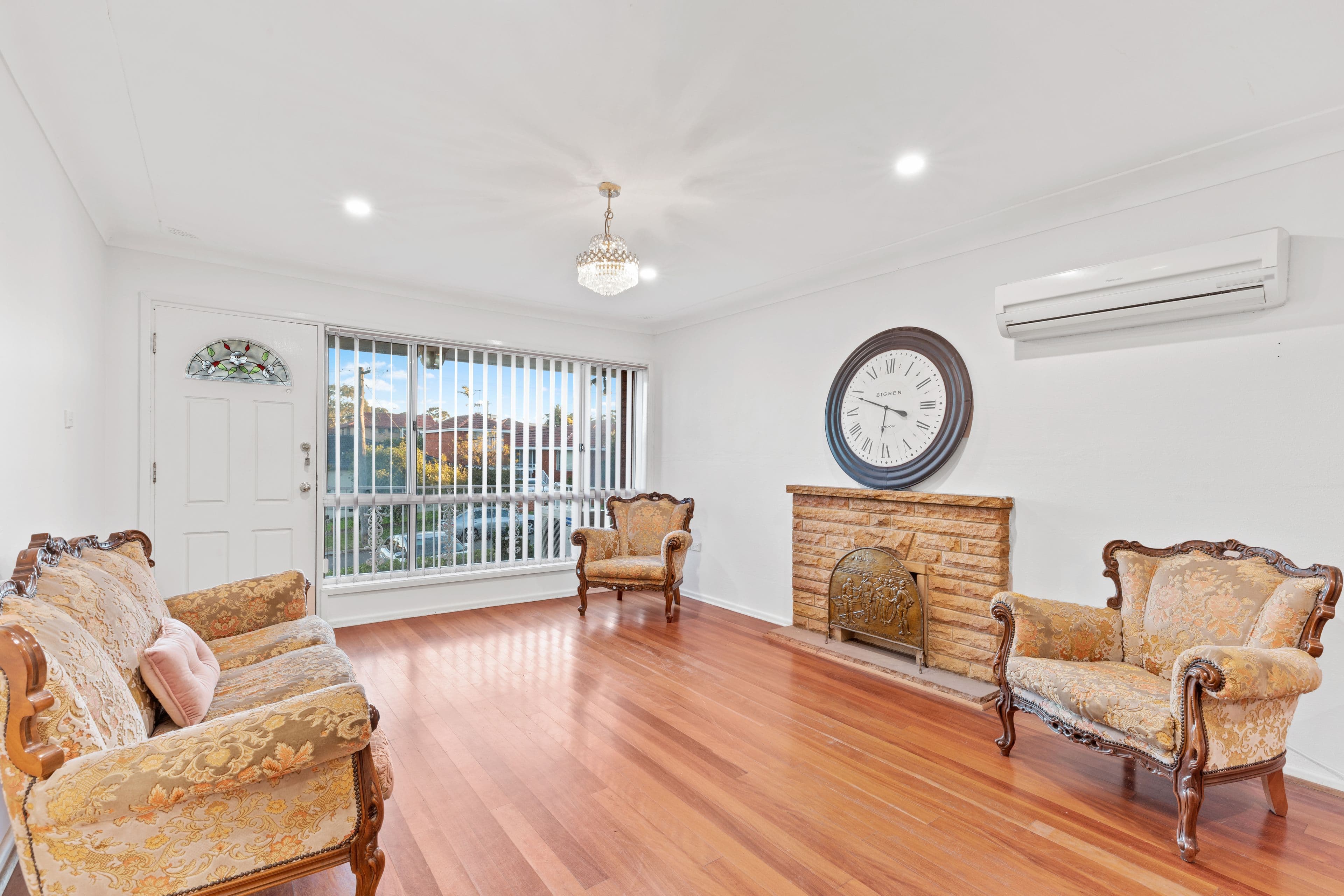 32 Lyle Street, Girraween NSW 2145, Girraween - Thumbnail 3