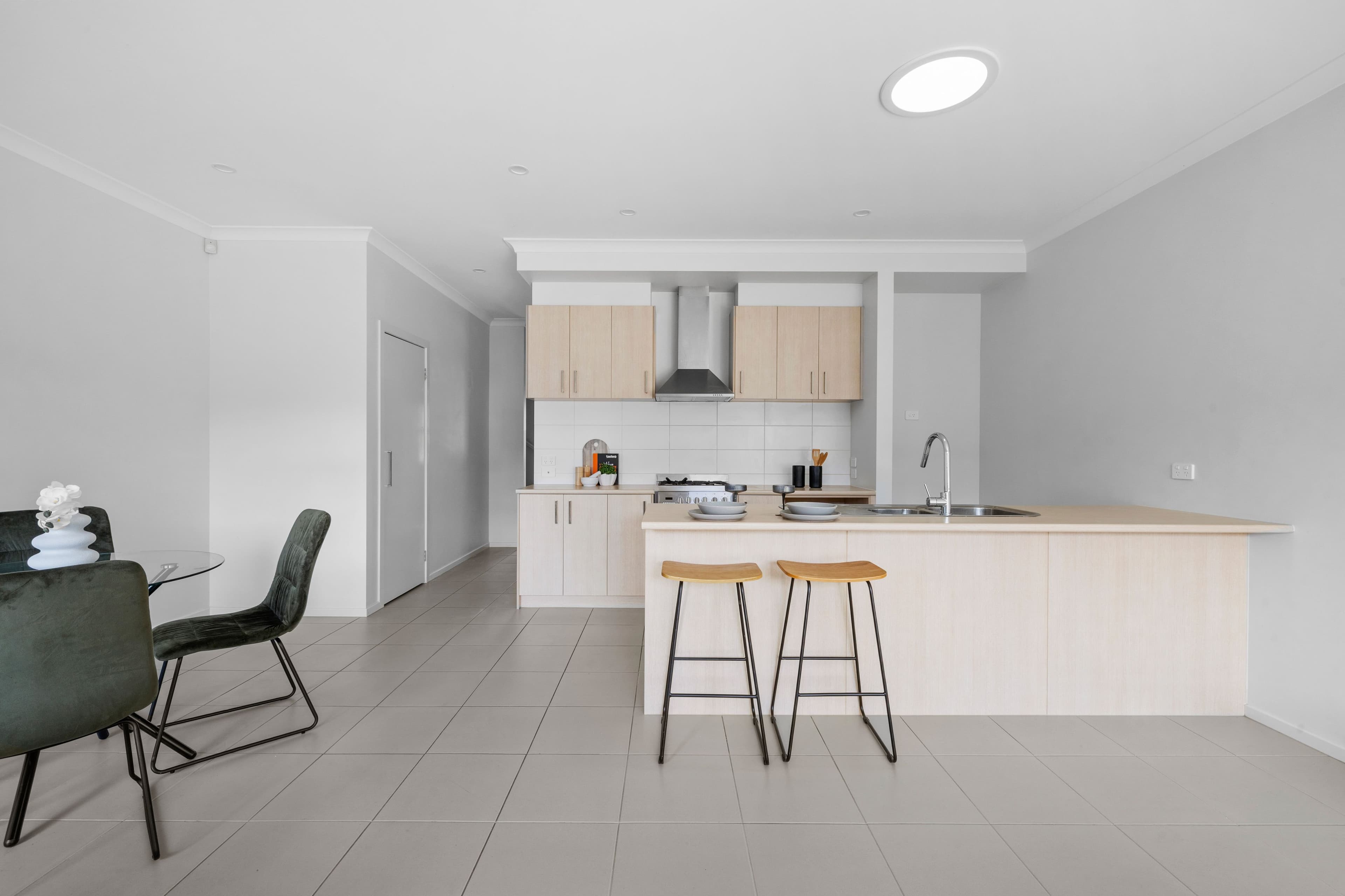 15 Mahla Avenue, Wollert VIC 3750, Wollert - Thumbnail 3