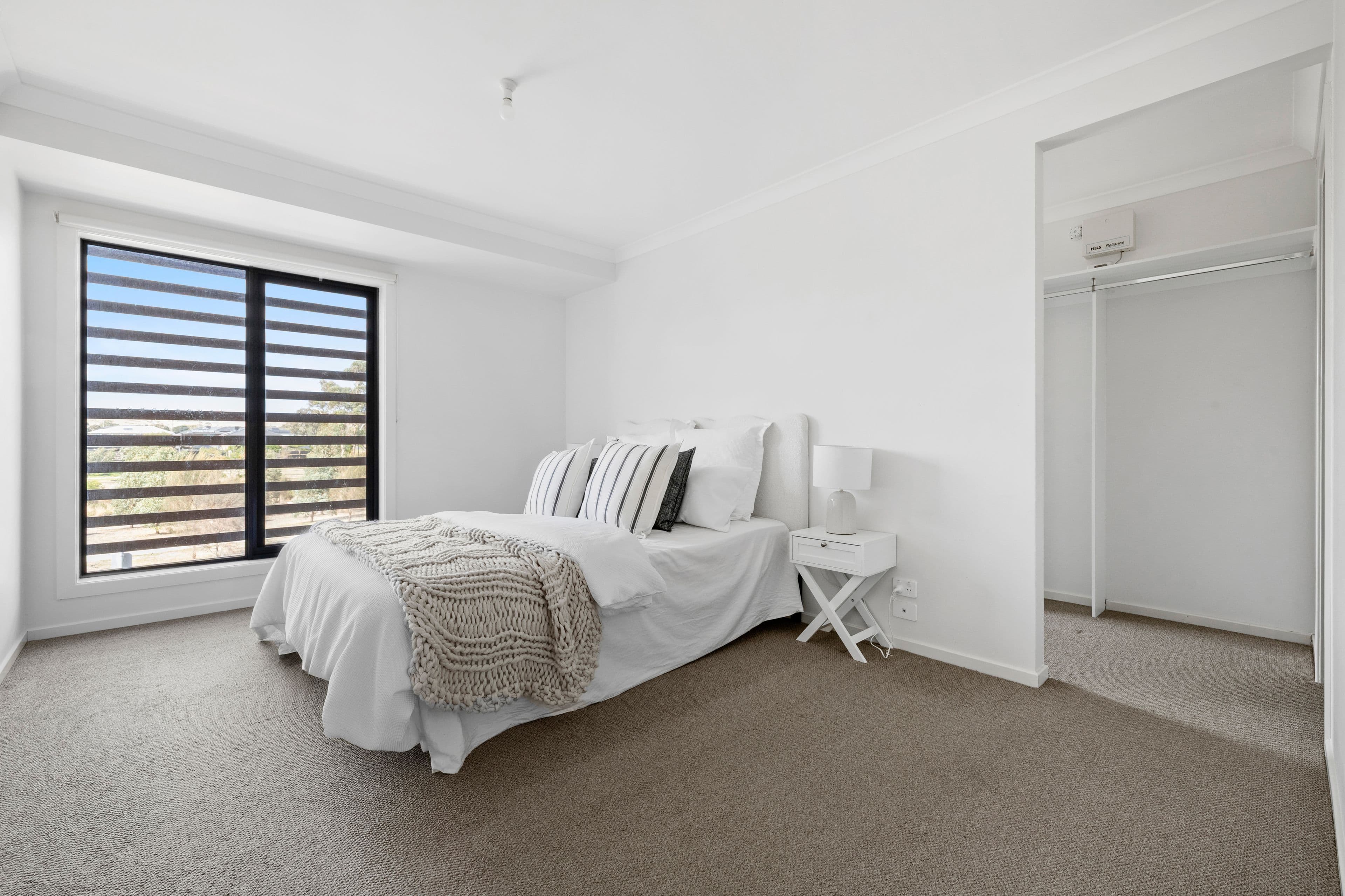 15 Mahla Avenue, Wollert VIC 3750, Wollert - Thumbnail 6