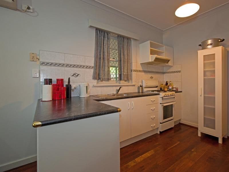 26 Tangmere Way, BALGA WA 6061, Balga - Thumbnail 2