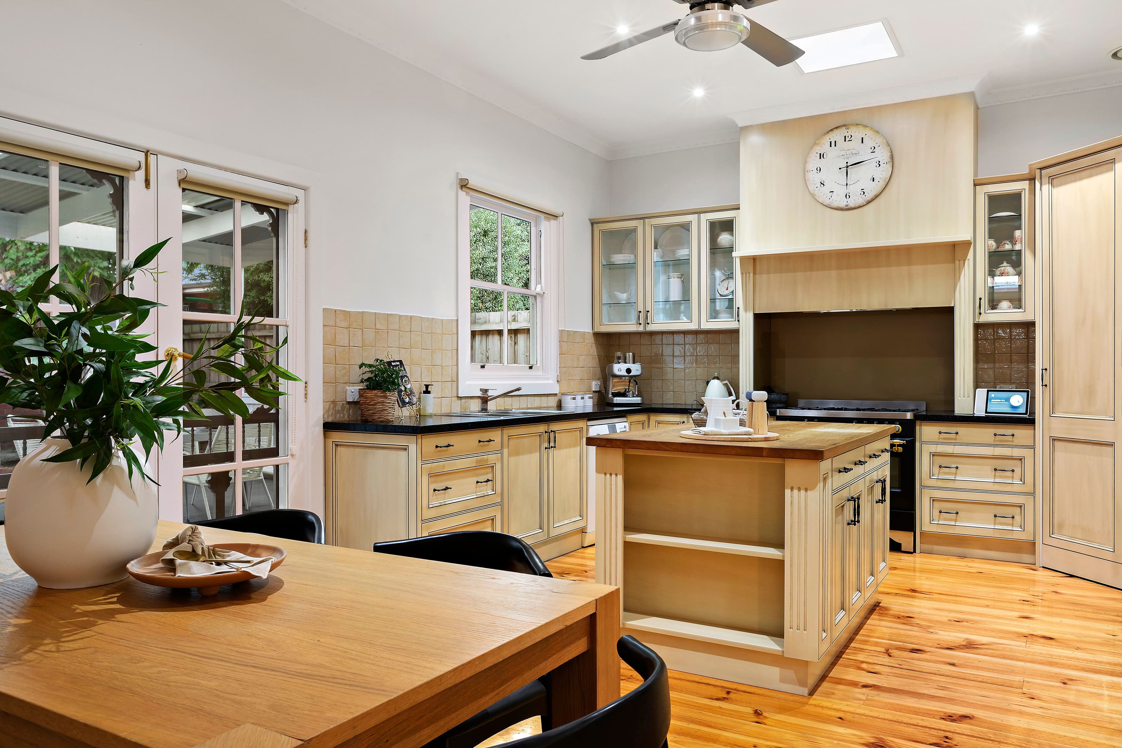 17 Una Street, Sunshine VIC 3020, Sunshine - Thumbnail 4