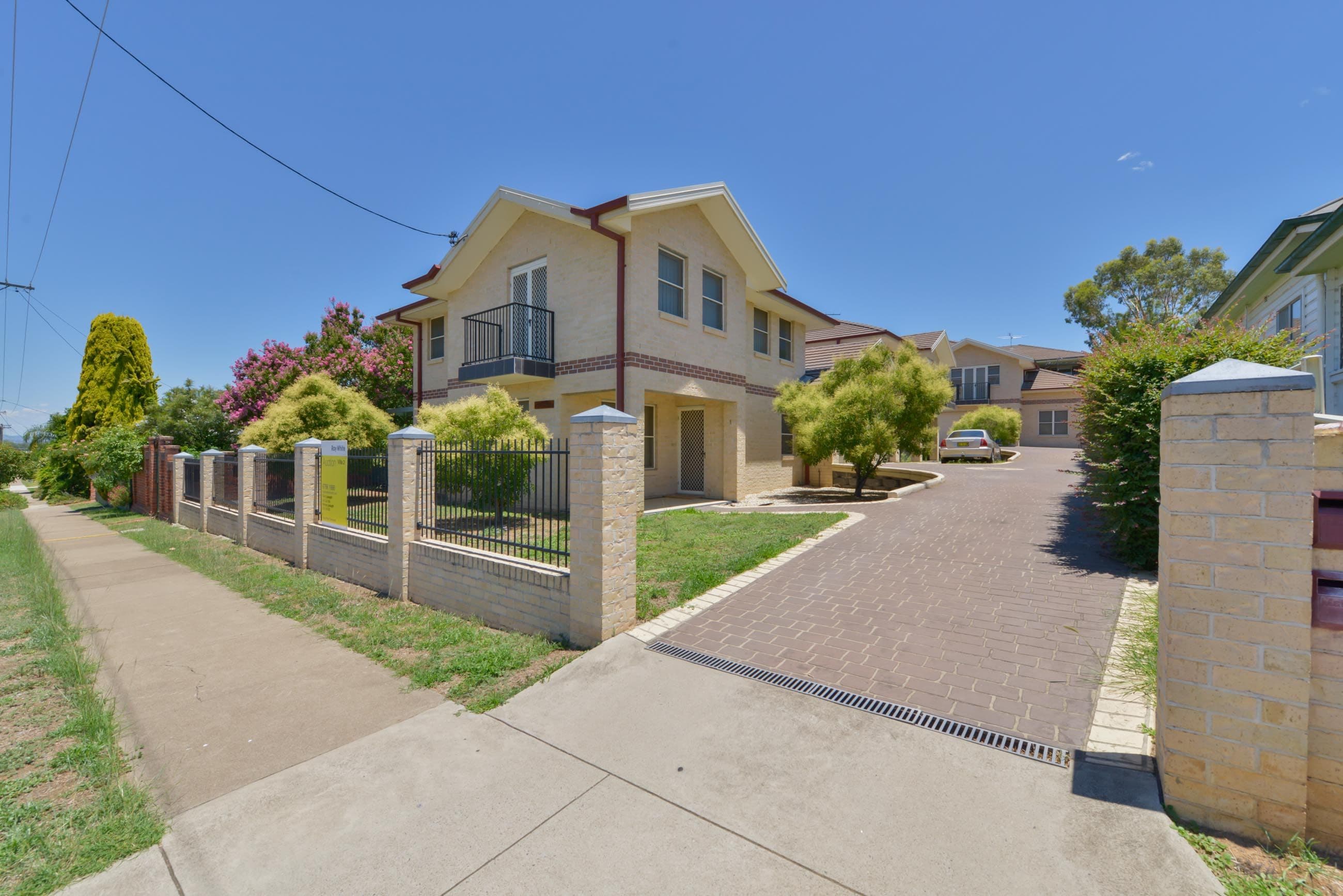 71 Church Street, Tamworth NSW 2340, West Tamworth - Thumbnail 2