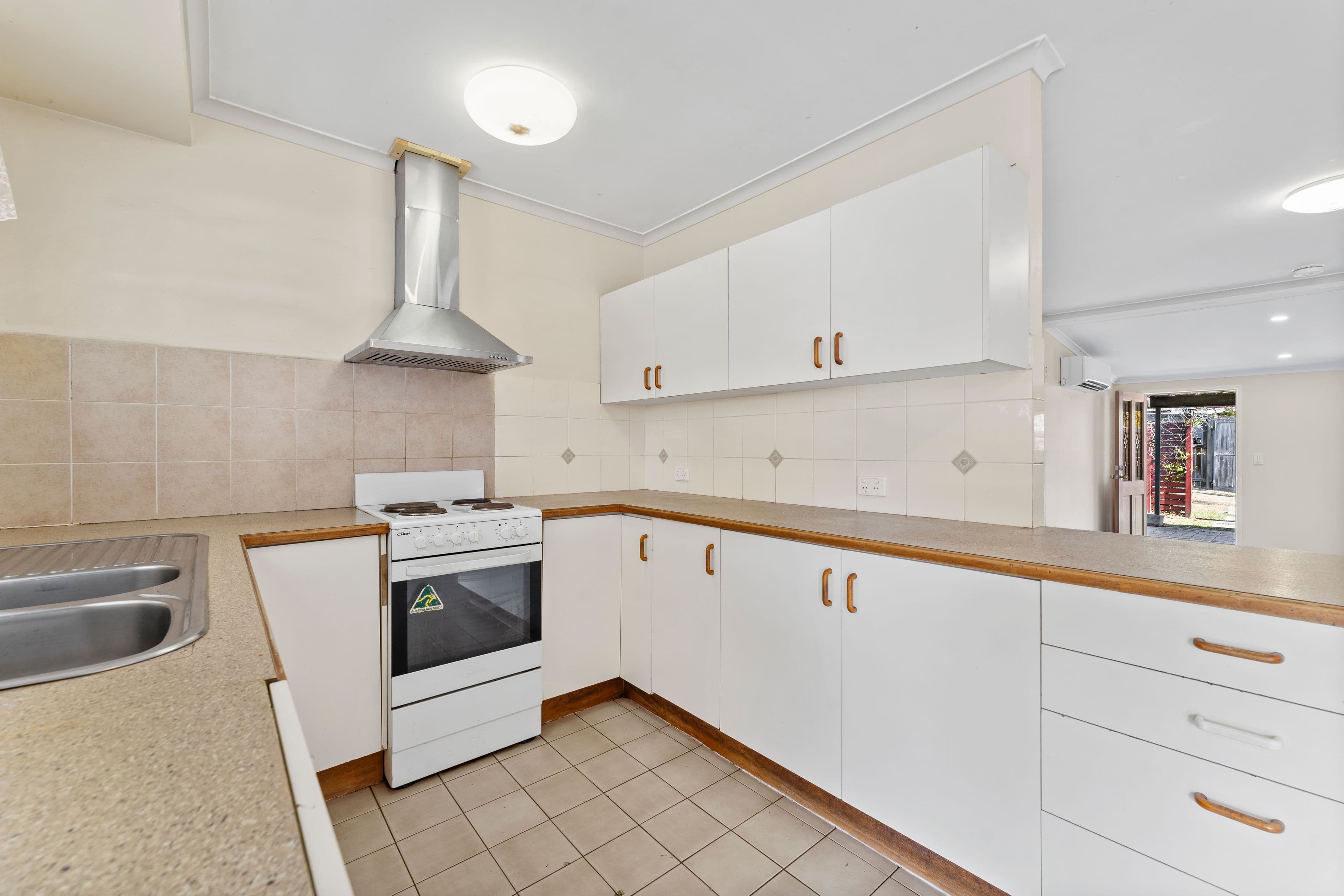 25 Tulong Street, Crestmead QLD 4132, Crestmead - Thumbnail 6