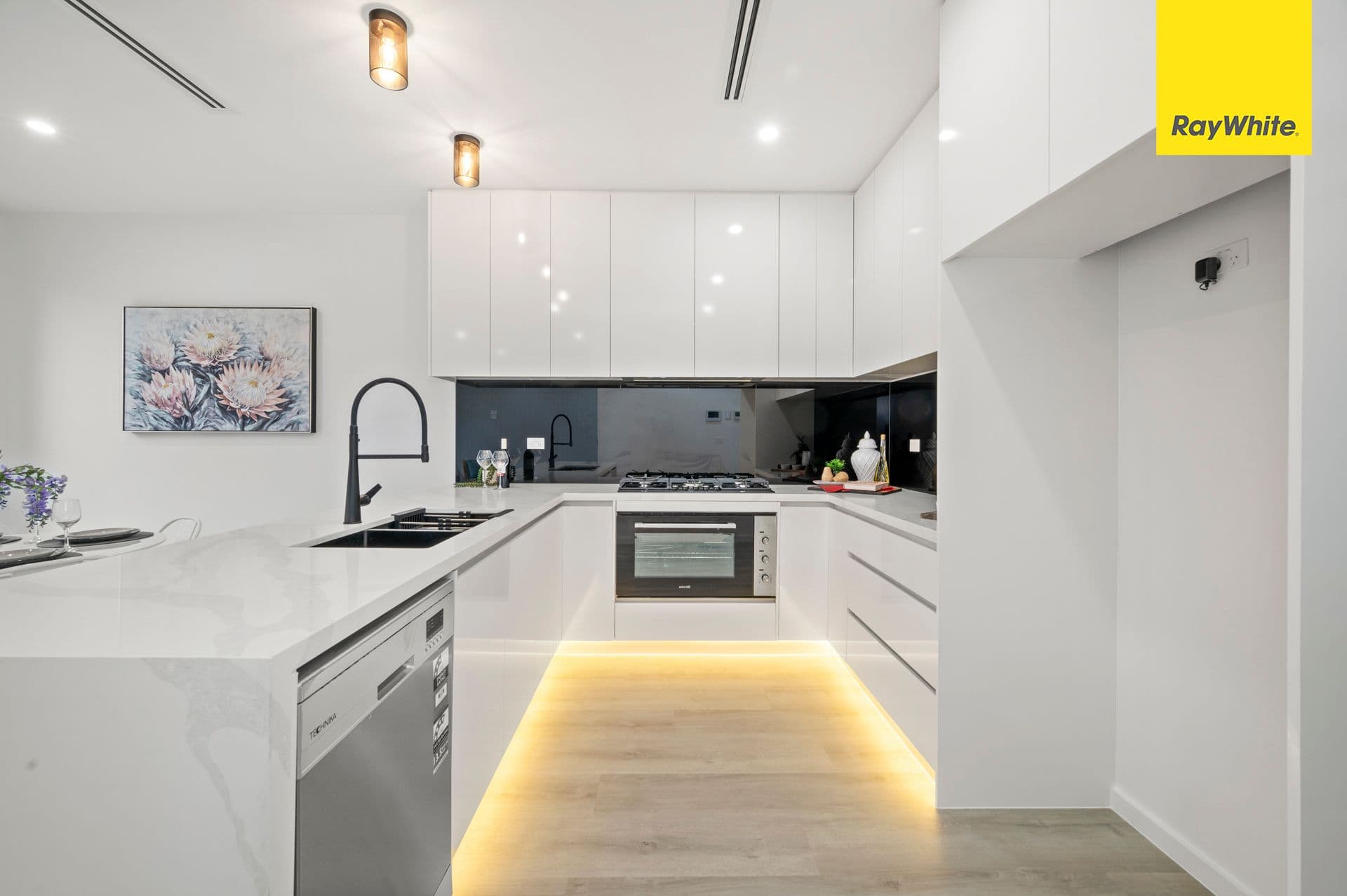 53 Tower Street, THORNHILL PARK VIC 3335, Thornhill Park - Thumbnail 2