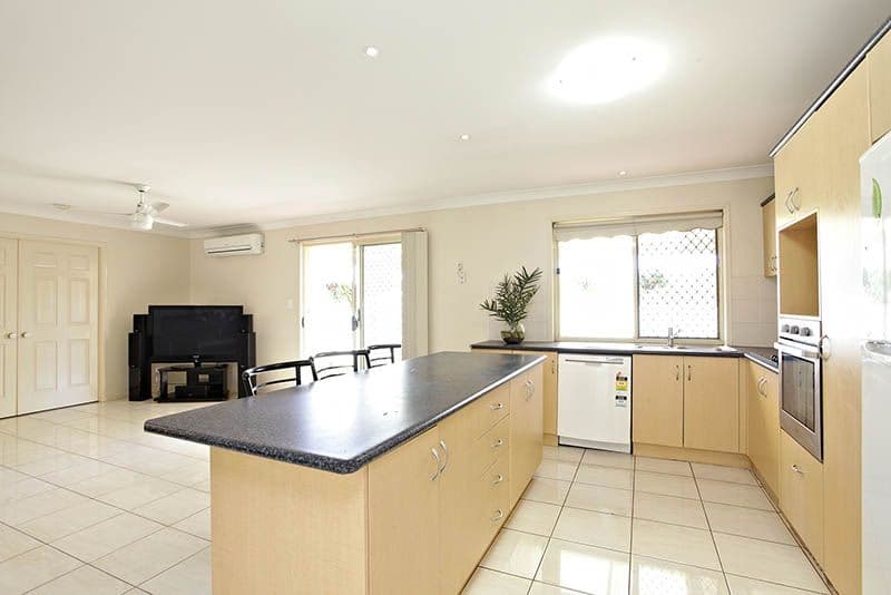 1 Randerson Street, FOREST LAKE QLD 4078, Forest Lake - Thumbnail 4
