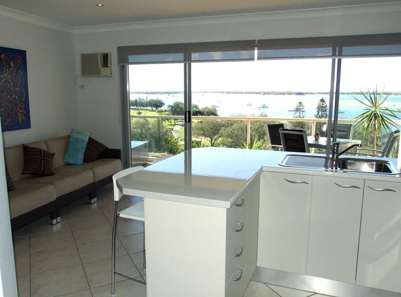 106 Marine Parade, Southport QLD 4215, Southport - Thumbnail 3
