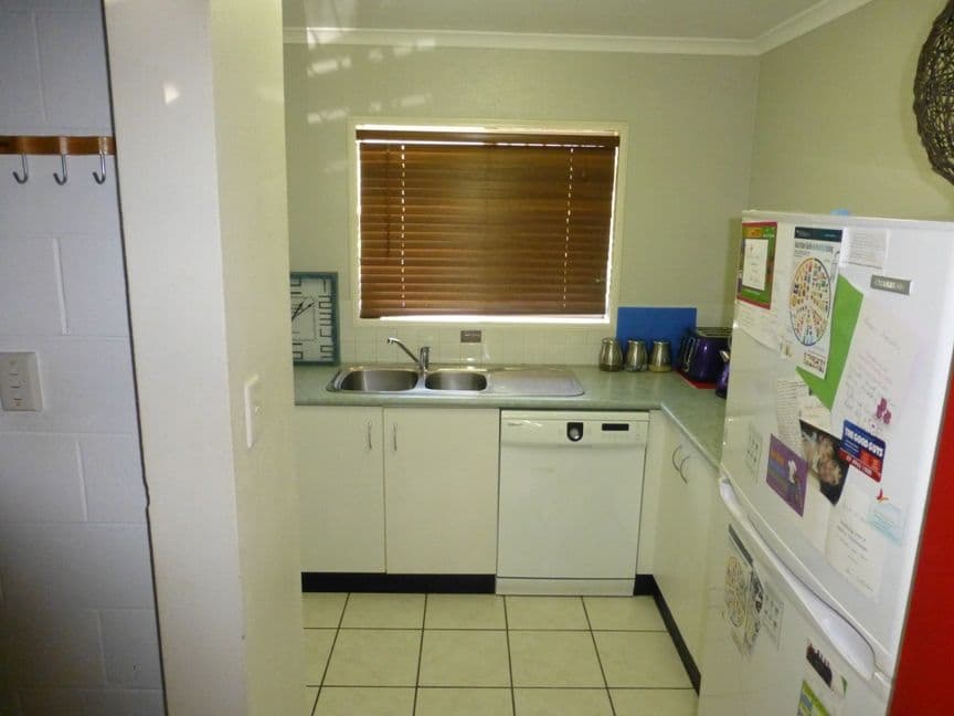 2 Symons Street, SOUTH MACKAY QLD 4740, South Mackay - Thumbnail 7