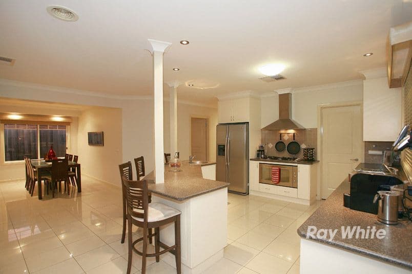 22 Evergreen Court, CRANBOURNE NORTH VIC 3977, Cranbourne North - Thumbnail 5