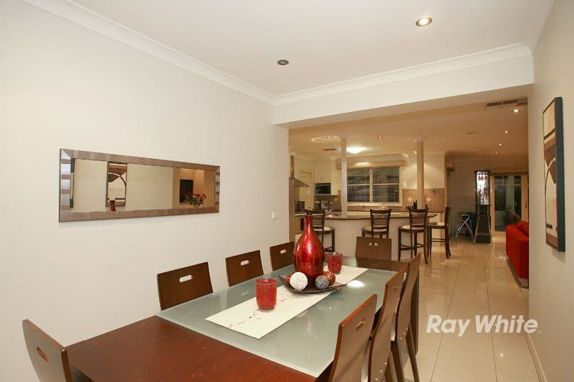 22 Evergreen Court, CRANBOURNE NORTH VIC 3977, Cranbourne North - Thumbnail 6