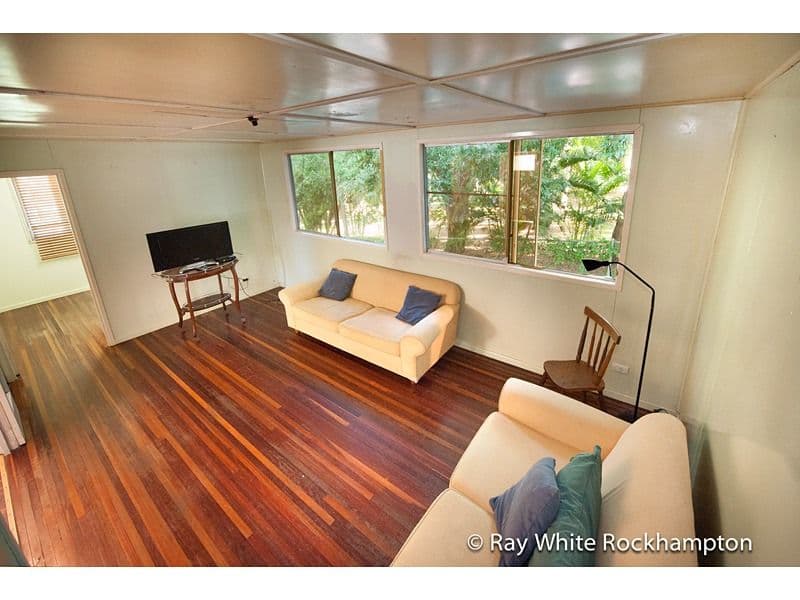 7 Martha Street, THE RANGE QLD 4700, The Range - Thumbnail 3