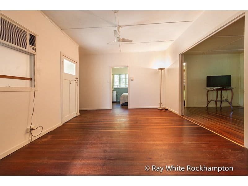 7 Martha Street, THE RANGE QLD 4700, The Range - Thumbnail 4