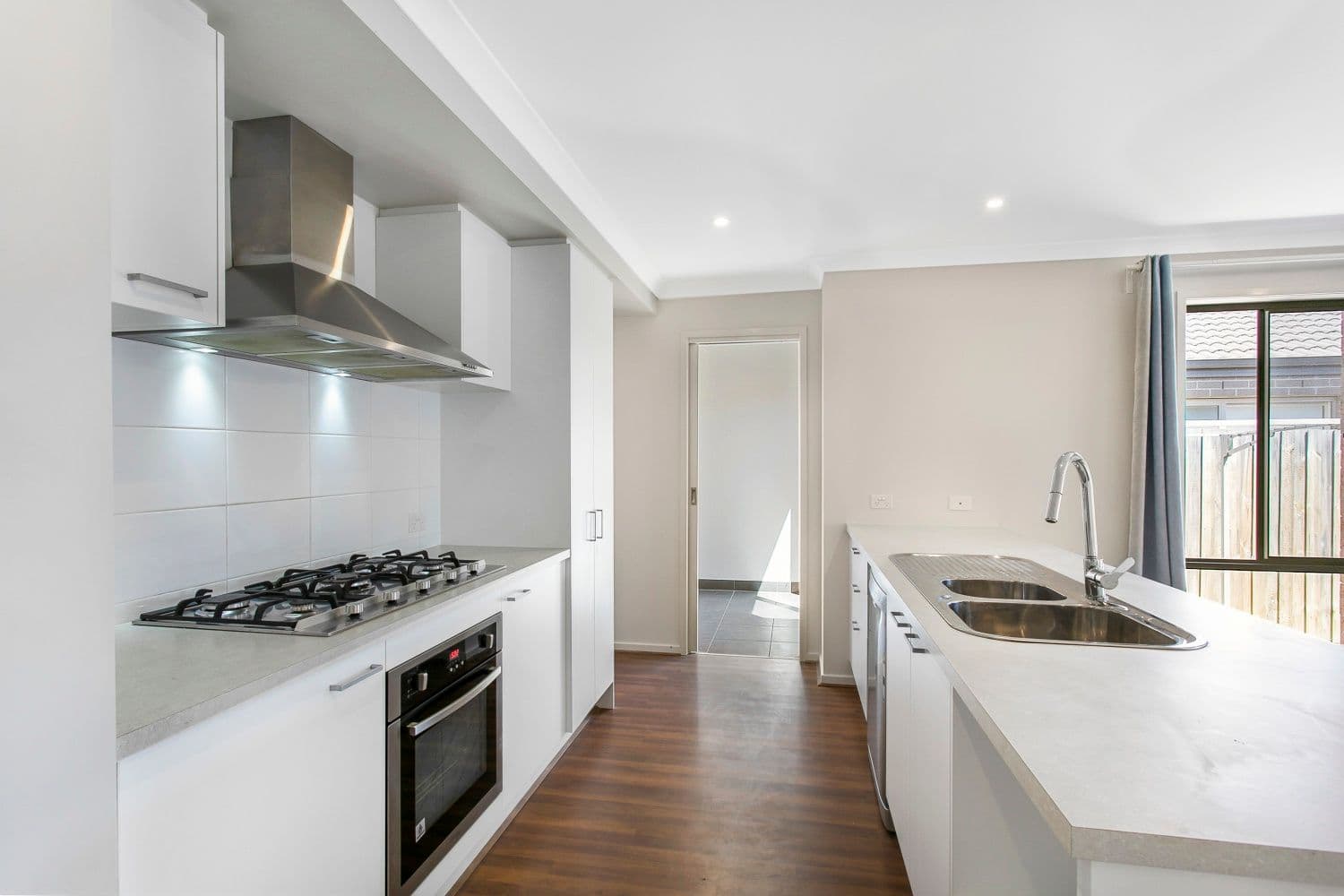 5 Kingly Place, Narre Warren VIC 3805, Narre Warren - Thumbnail 4