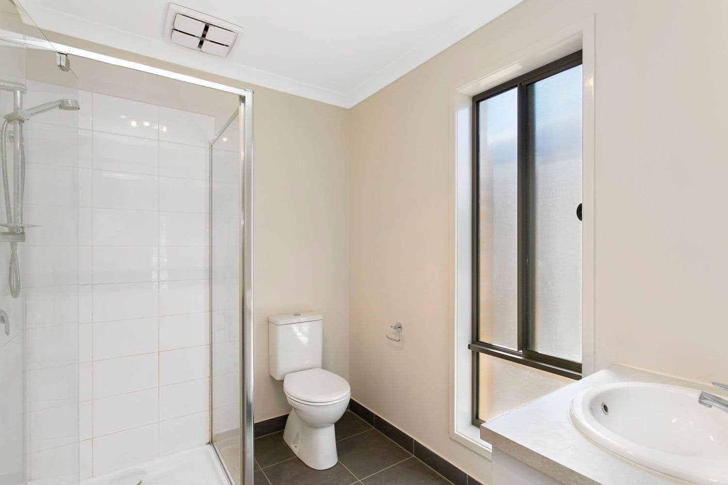 5 Kingly Place, Narre Warren VIC 3805, Narre Warren - Thumbnail 6