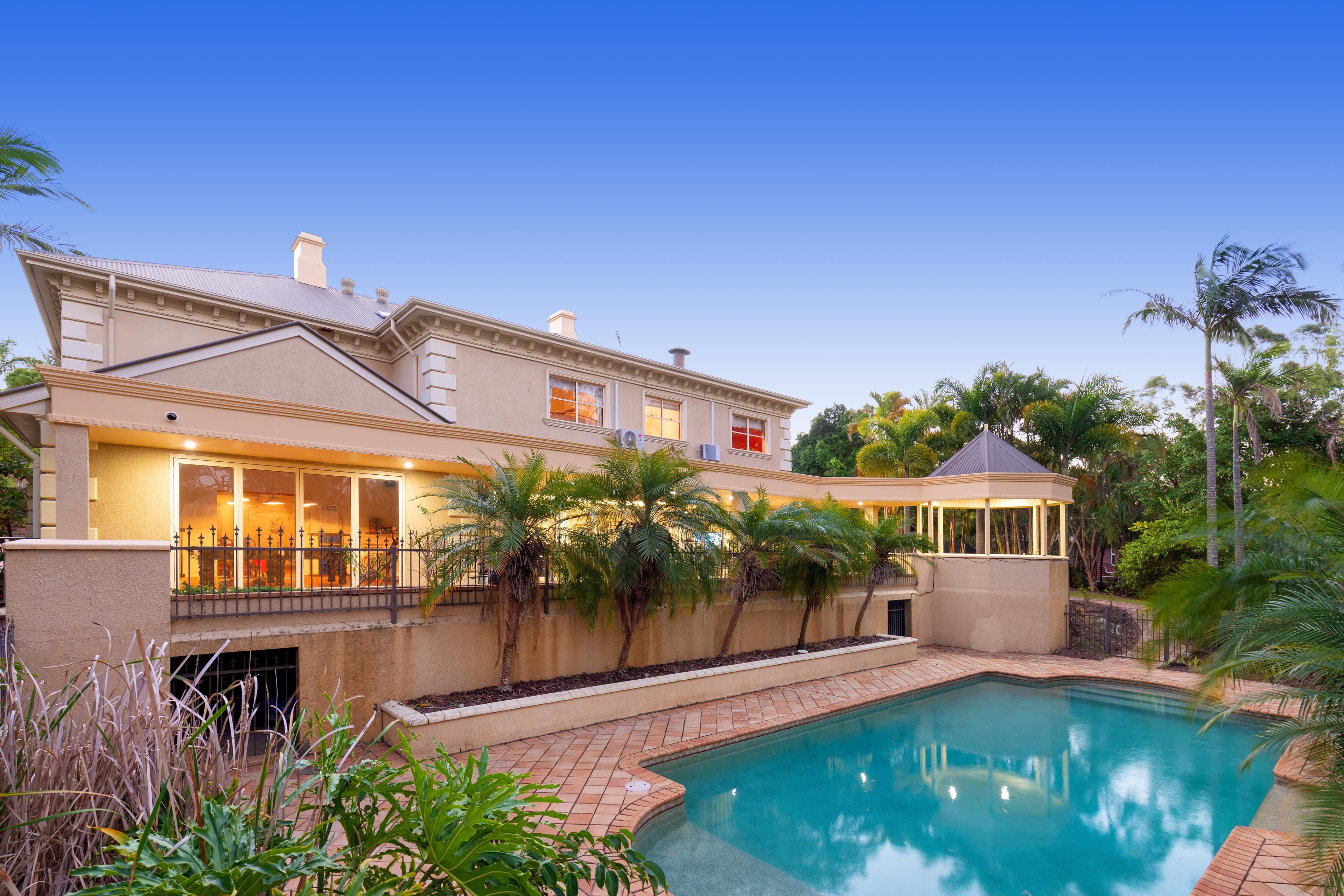 114 Dennis Road, Springwood QLD 4127, Springwood - Thumbnail 2