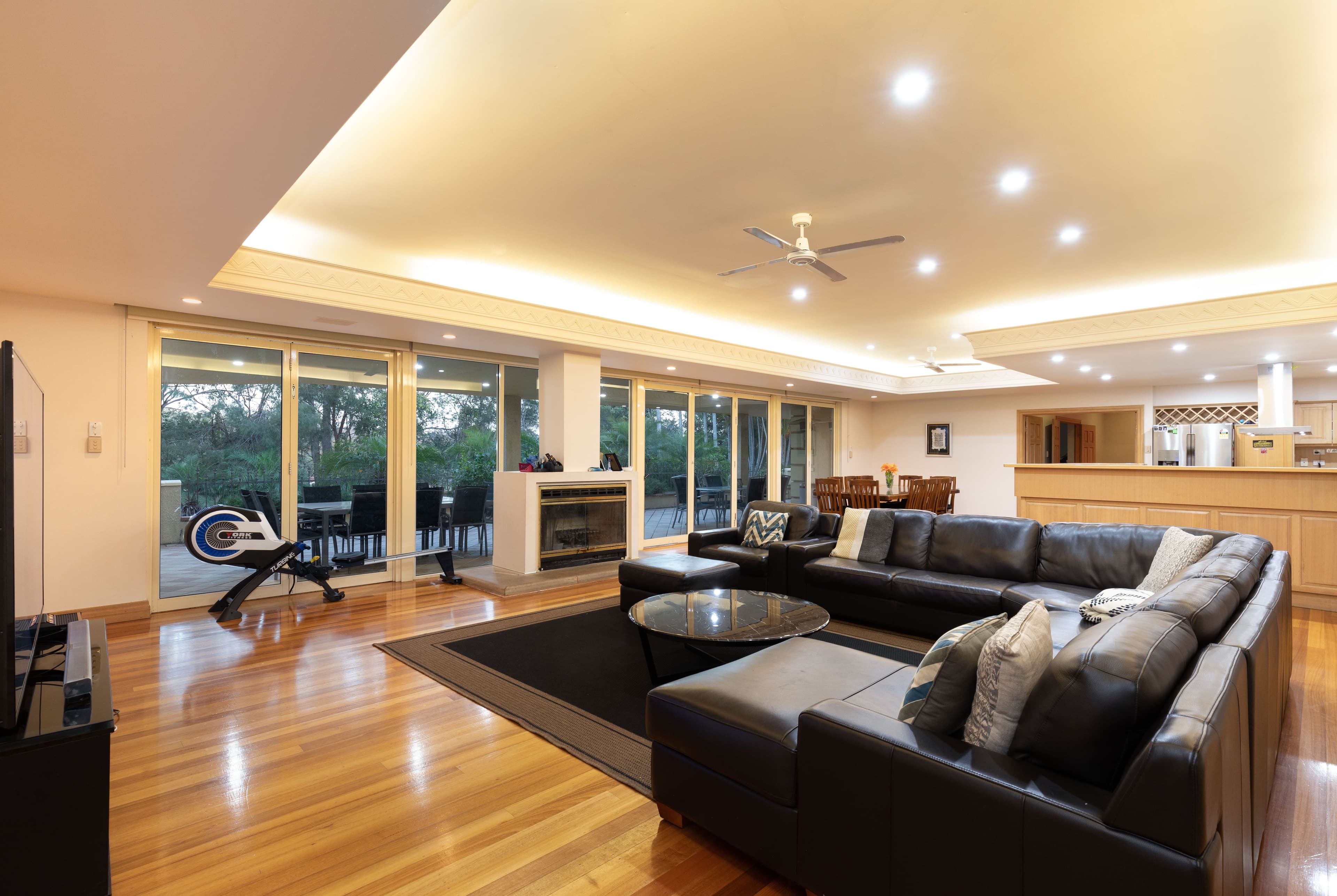 114 Dennis Road, Springwood QLD 4127, Springwood - Thumbnail 3