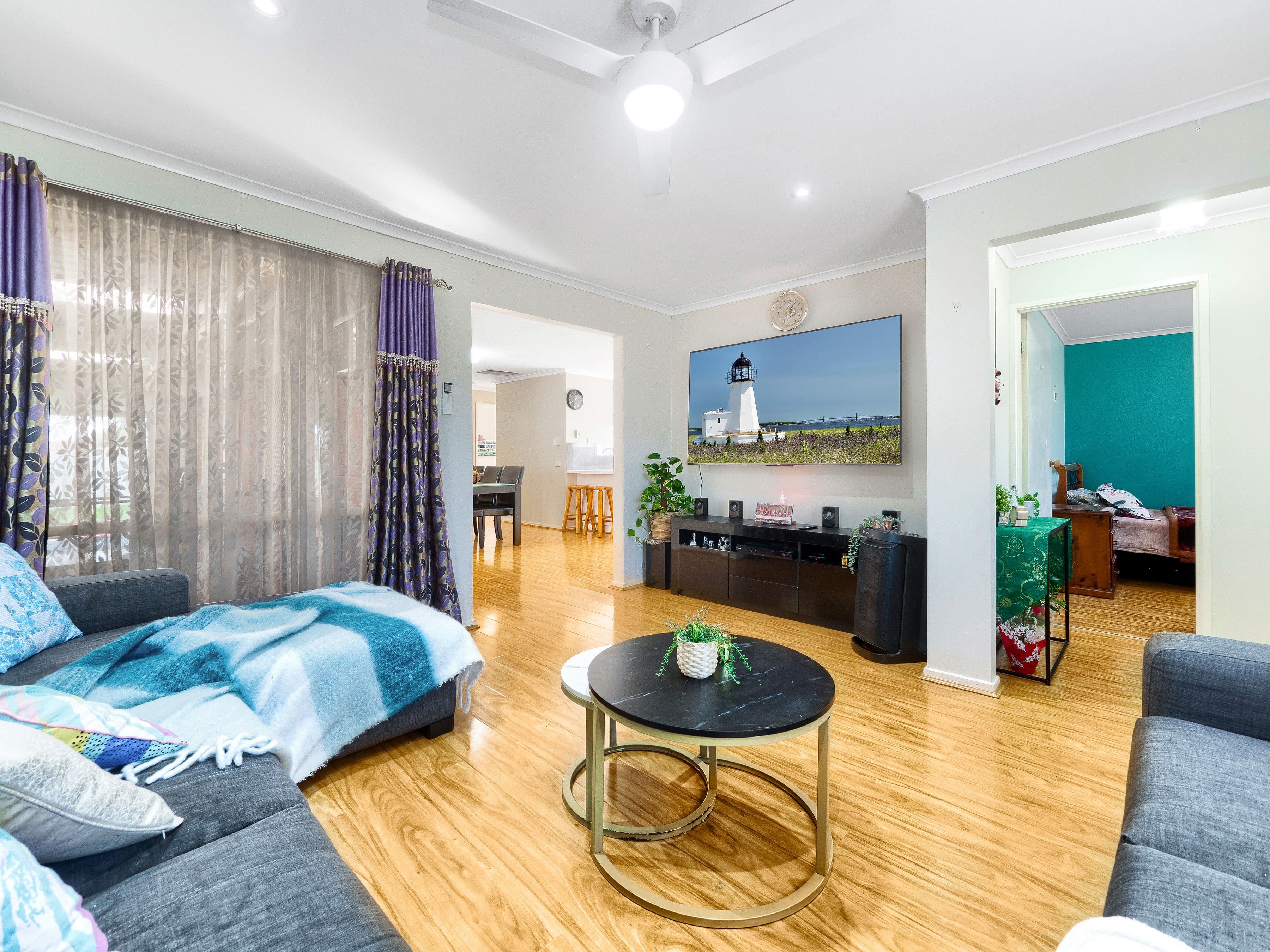 22 Heywood Crescent, Cranbourne North VIC 3977, Cranbourne North - Thumbnail 3
