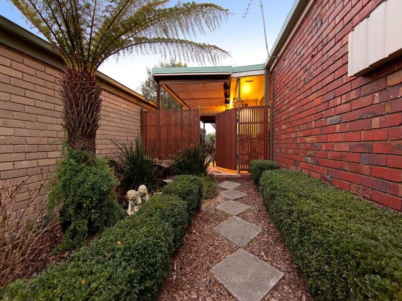 61 Bondi Avenue, FRANKSTON VIC 3199, Frankston - Thumbnail 8