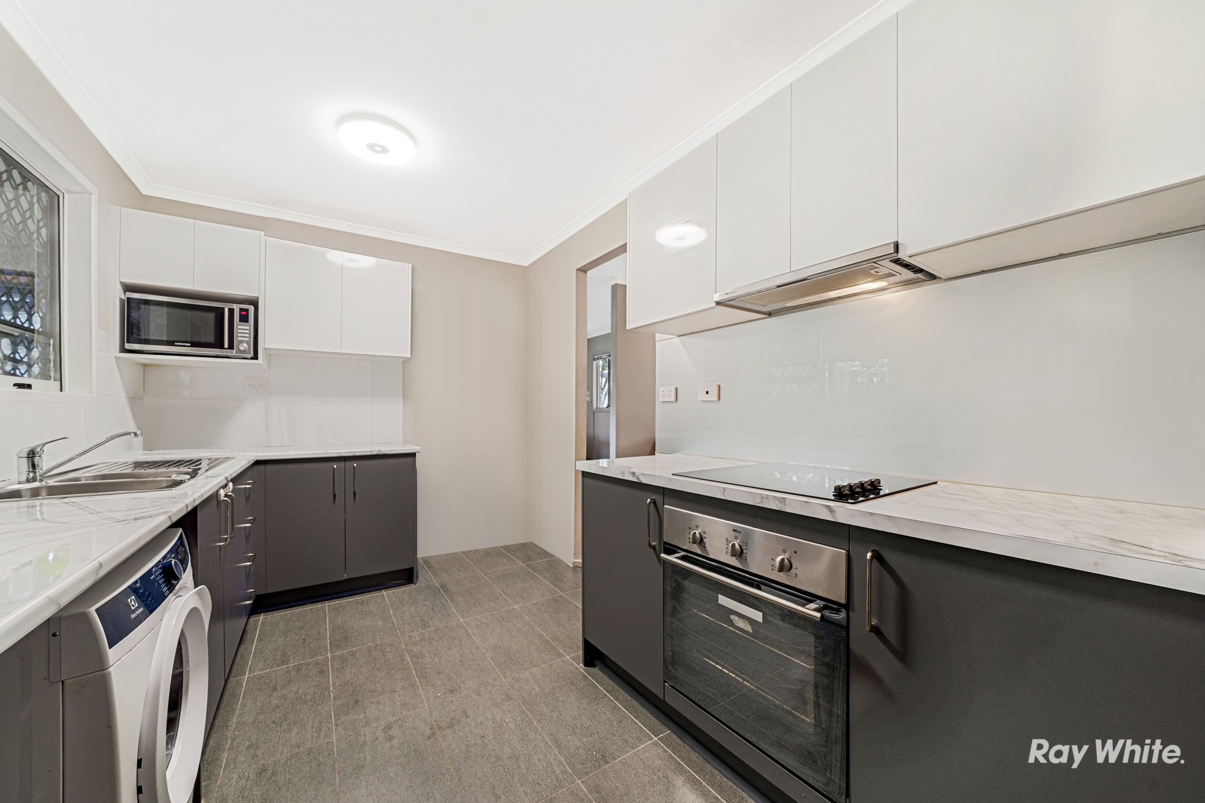 24 Parkland Court, Eagleby QLD 4207, Eagleby - Thumbnail 3