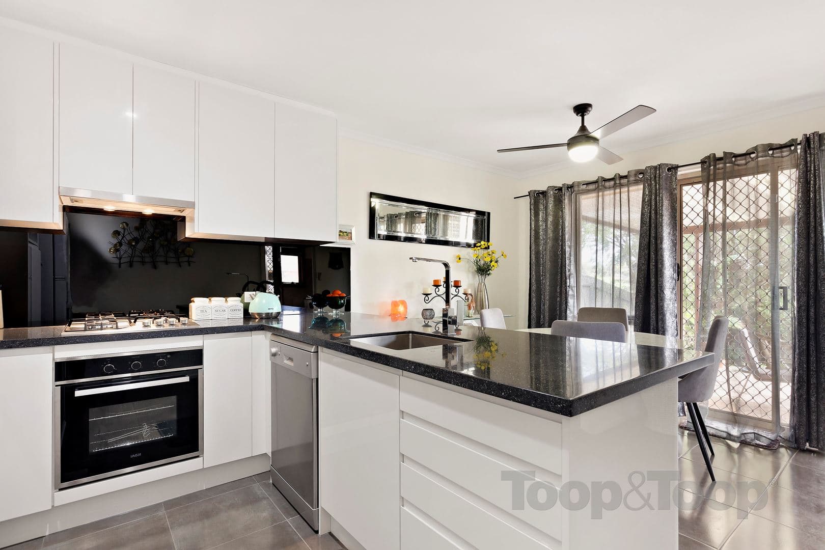 8 Kenneally Court, Golden Grove SA 5125, Golden Grove - Thumbnail 3
