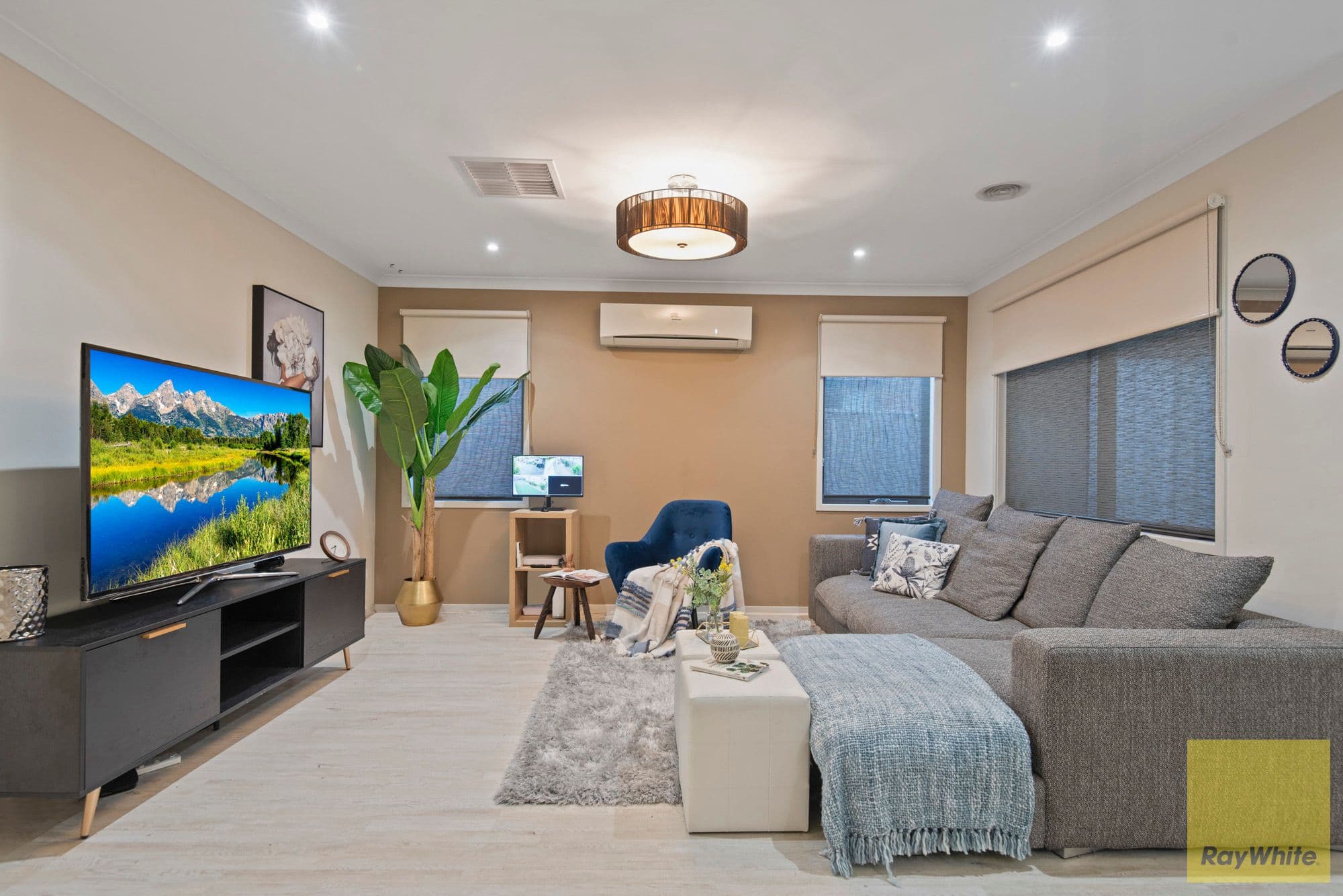 22 Spinifex Street, Point Cook VIC 3030, Point Cook - Thumbnail 2