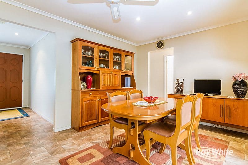15 Bellarine Drive, Cranbourne VIC 3977, Cranbourne - Thumbnail 4