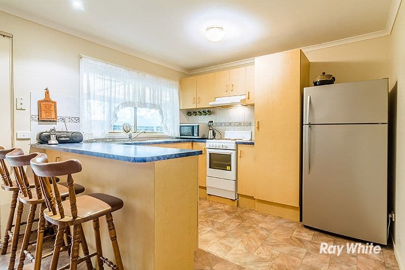 15 Bellarine Drive, Cranbourne VIC 3977, Cranbourne - Thumbnail 7