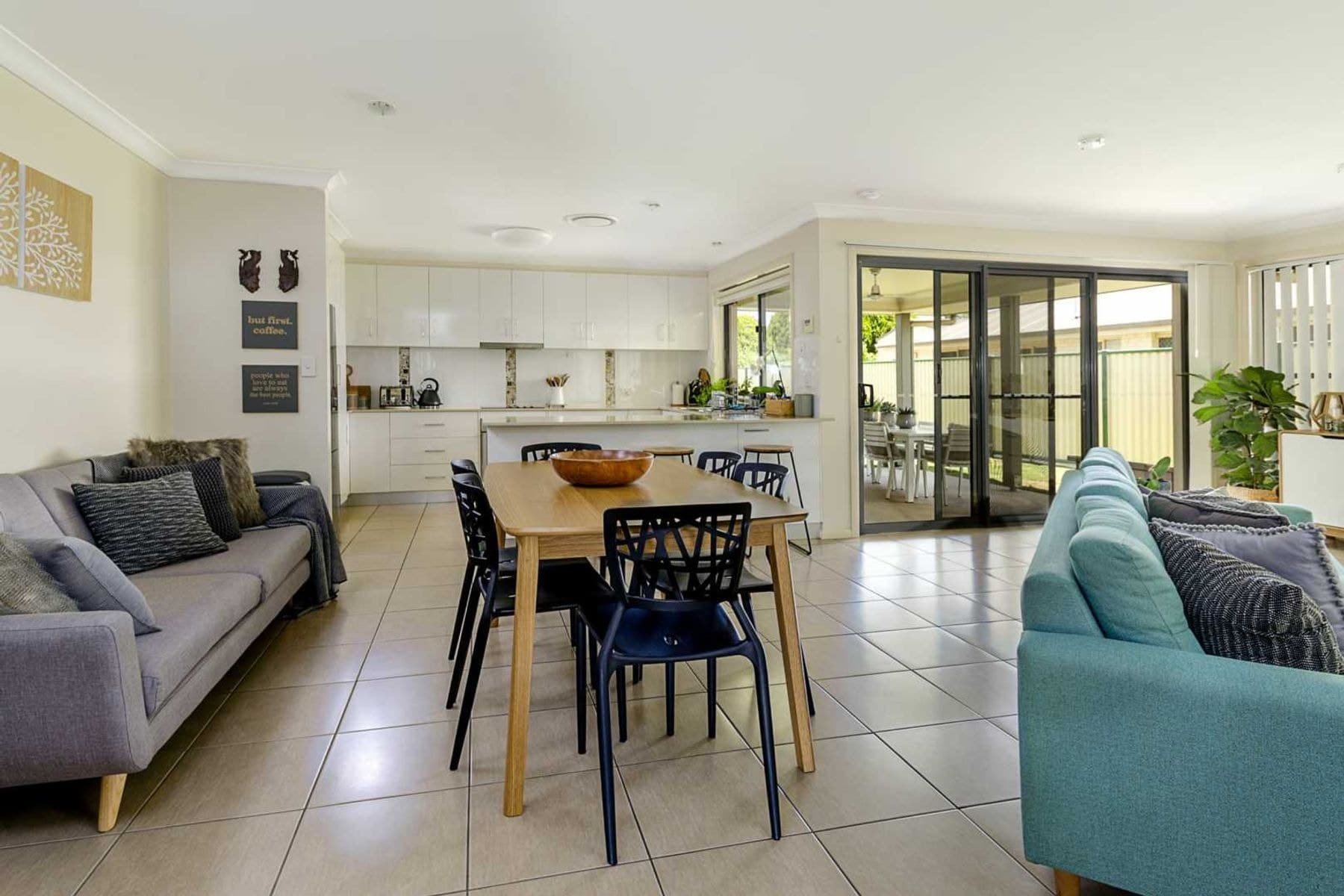 1/17-19 Carnation Avenue, Casula NSW 2170, Warwick - Thumbnail 4