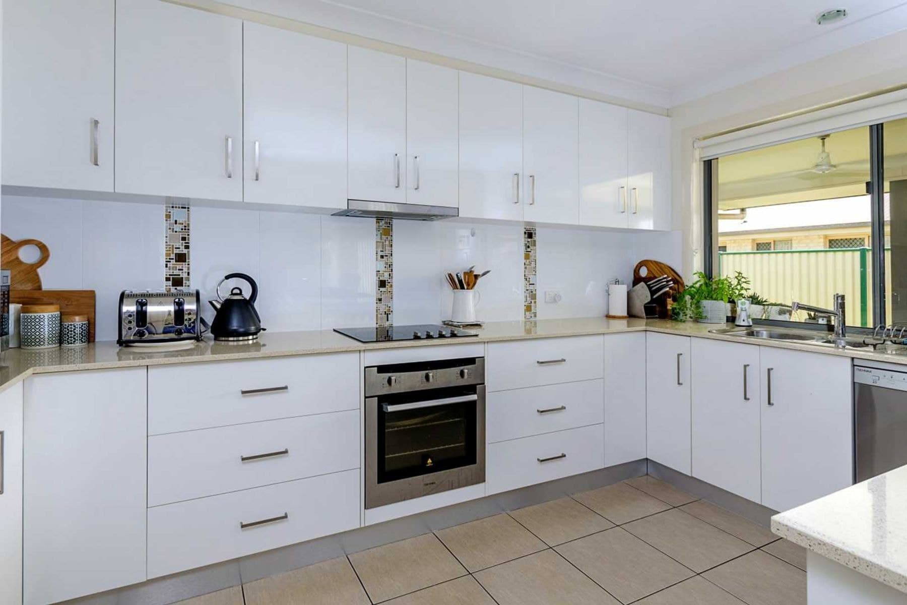 1/17-19 Carnation Avenue, Casula NSW 2170, Warwick - Thumbnail 5