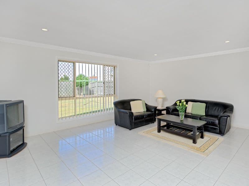 165 Lancaster Circuit, STRETTON QLD 4116, Stretton - Thumbnail 3