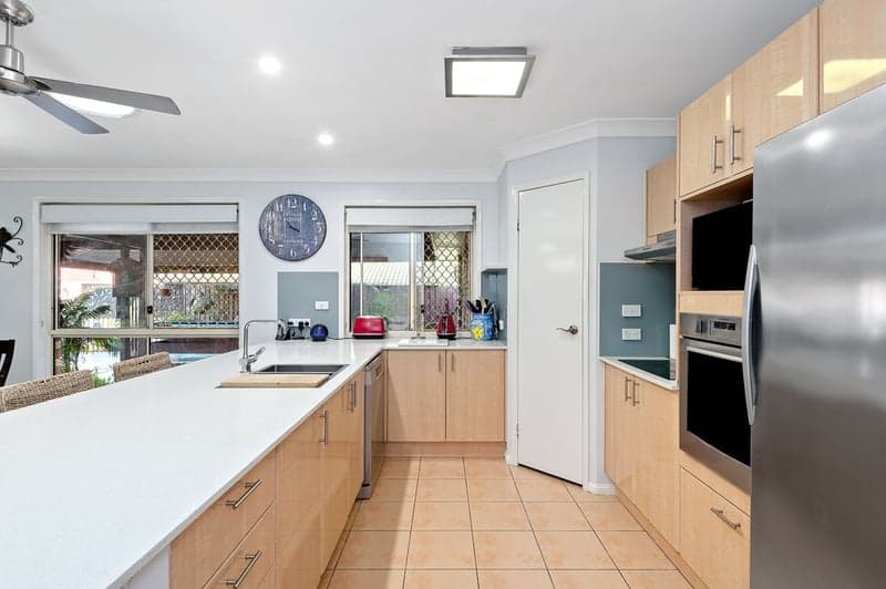 22 Pine Crest Drive, Kurwongbah - Thumbnail 2