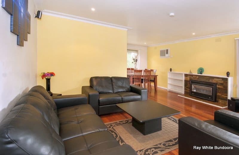 15 Middleton Street, WATSONIA NORTH VIC 3087, Watsonia North - Thumbnail 2
