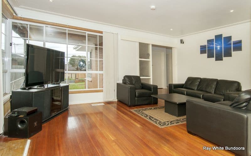 15 Middleton Street, WATSONIA NORTH VIC 3087, Watsonia North - Thumbnail 3