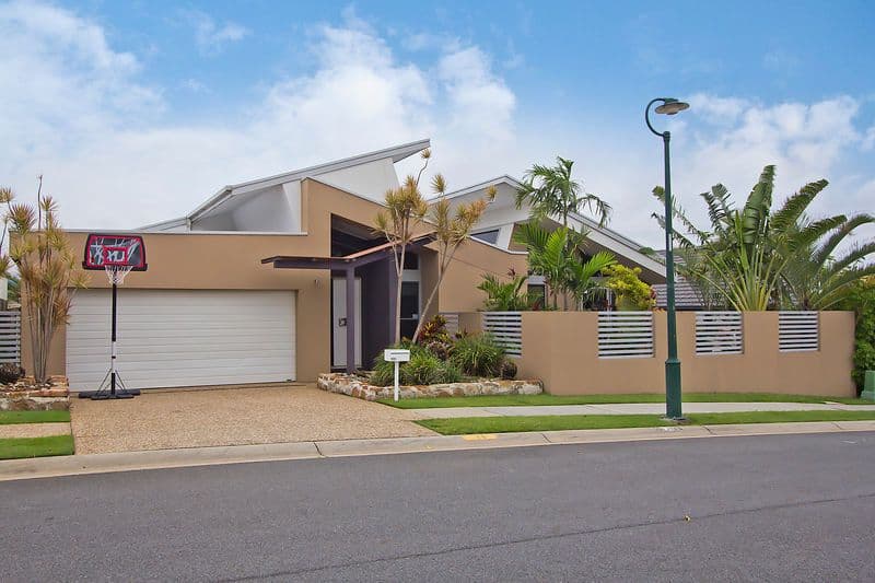 19 Palma Crescent, VARSITY LAKES QLD 4227, Varsity Lakes - Thumbnail 3