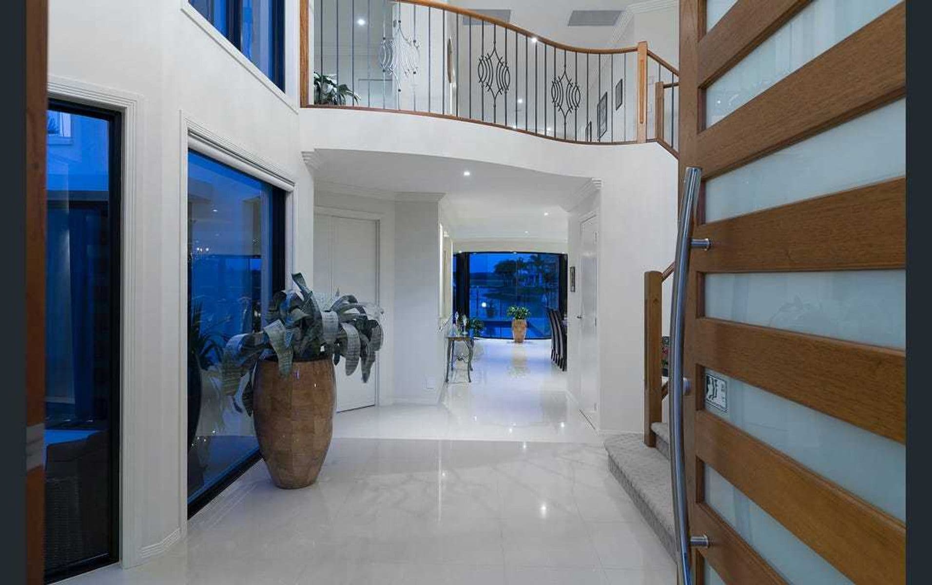37 Marina Parade, Jacobs Well QLD 4208, Jacobs Well - Thumbnail 2