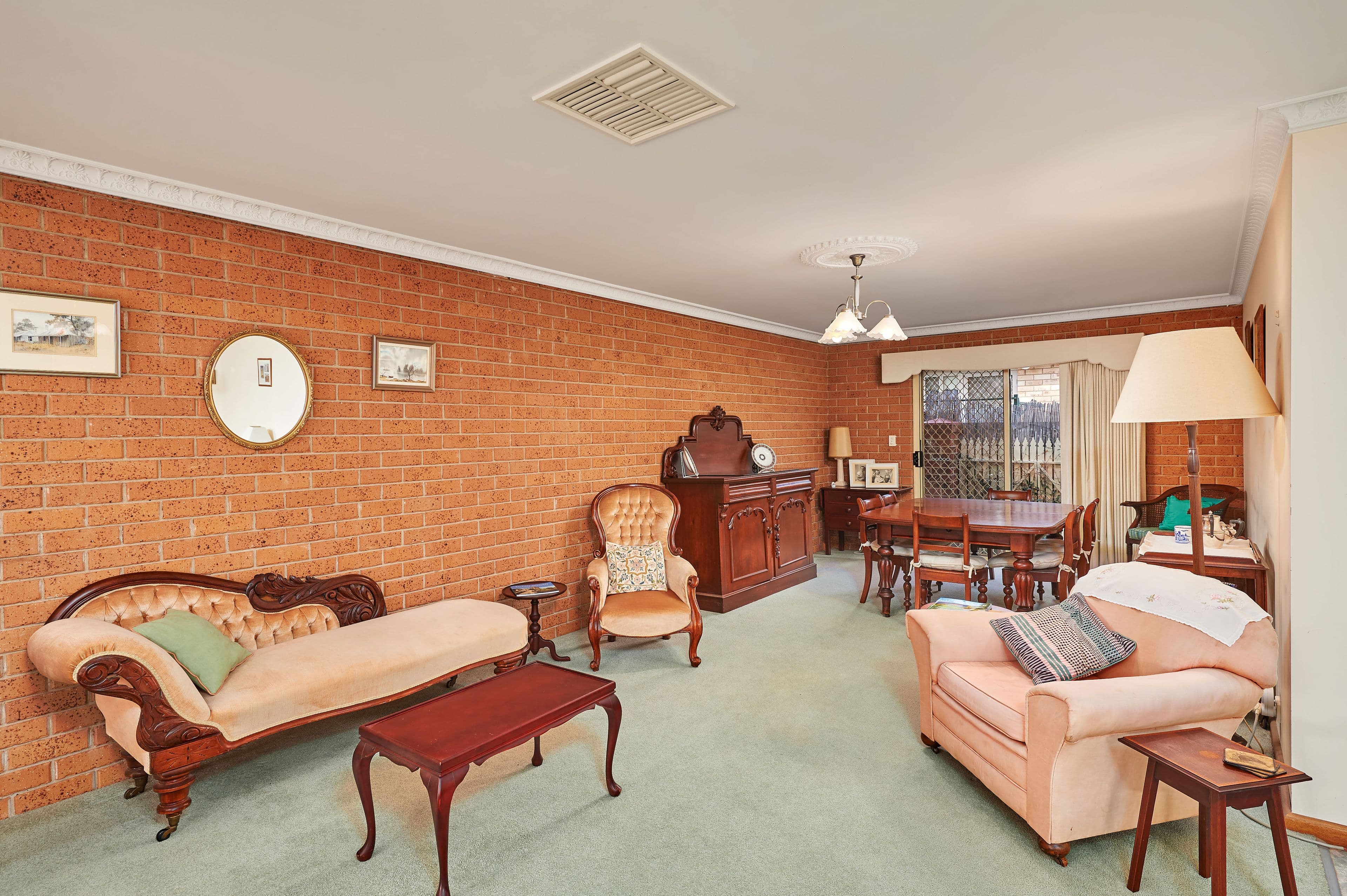 258 Kincaid Street, Wagga Wagga - Thumbnail 2
